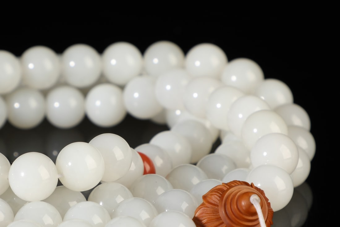 An Exquisite White Jade Bracelets - 5