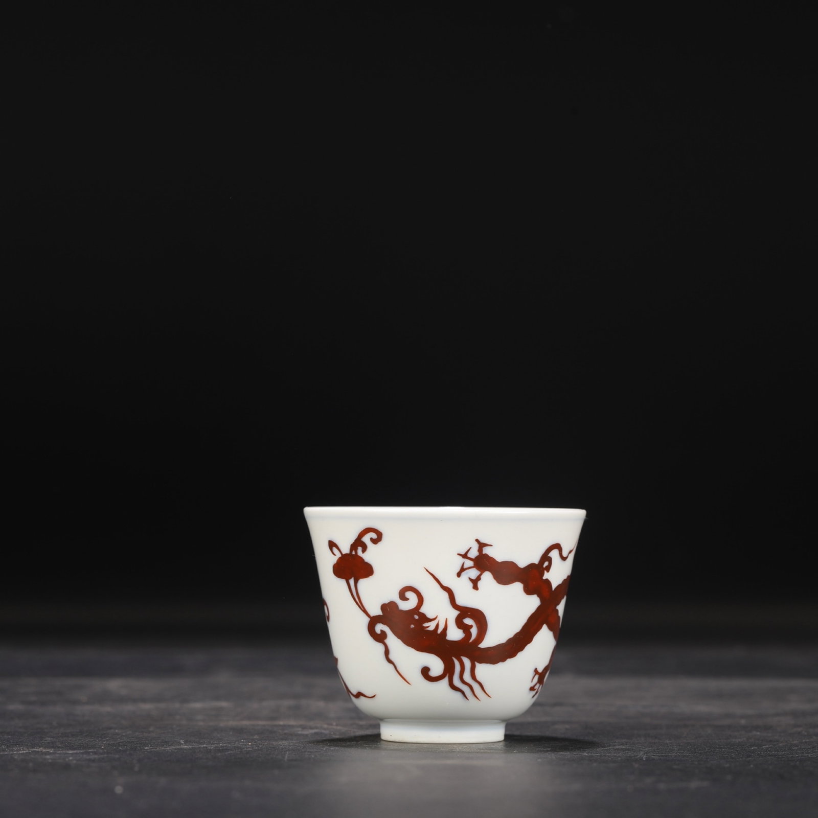 An Exquisite Iron-Red Dragon Pattern Cup - 2