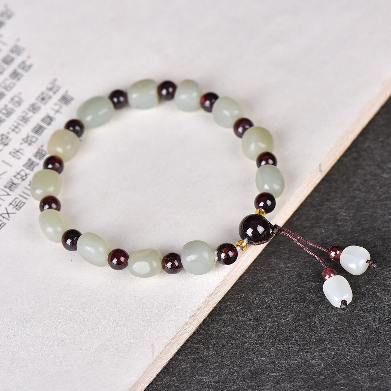 An Exquisite White Jade Bracelets - 2