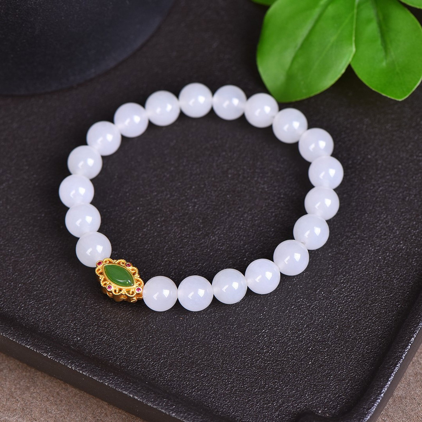 An Exquisite White Jade Bracelets - 4