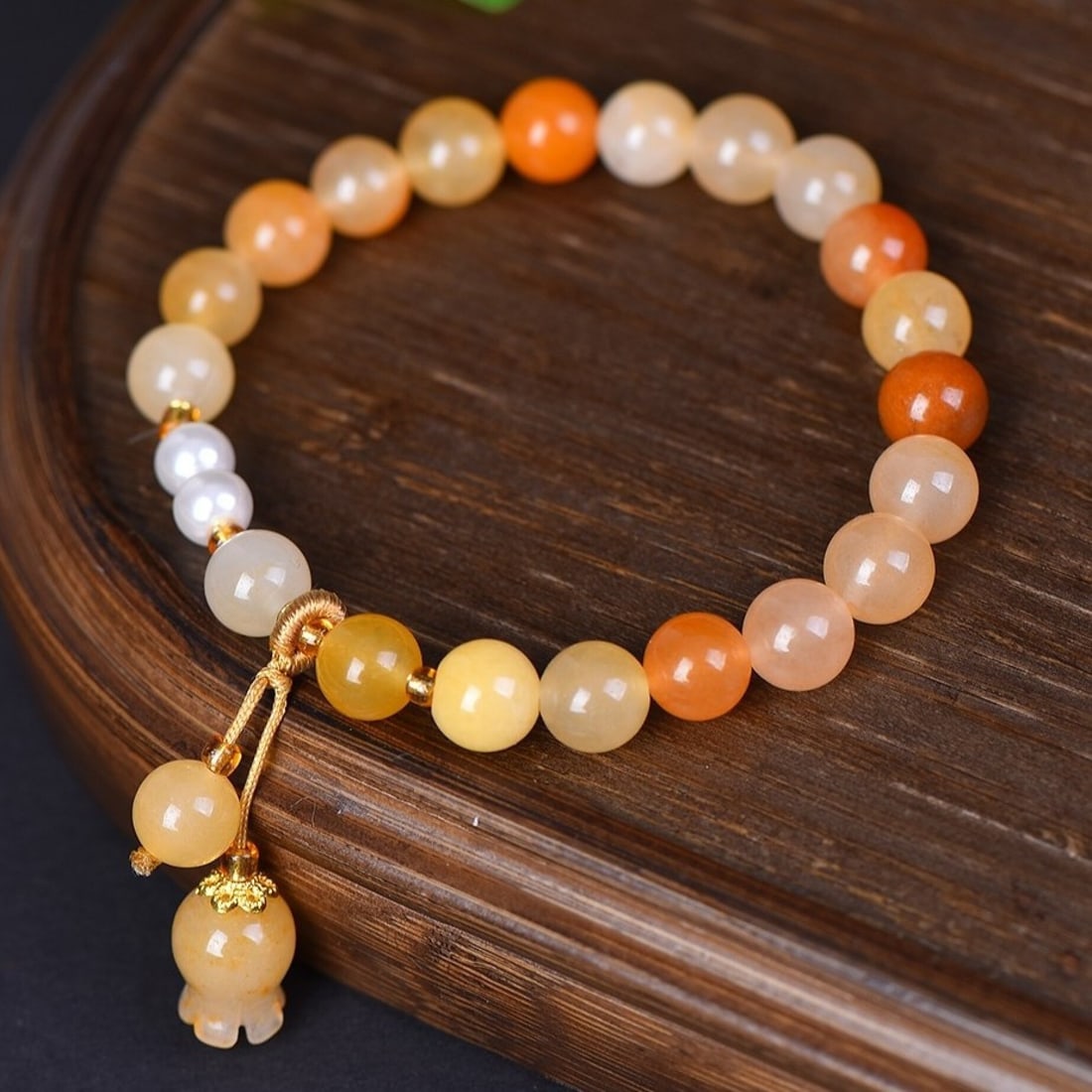 An Exquisite Yellow Jade Bracelets - 3