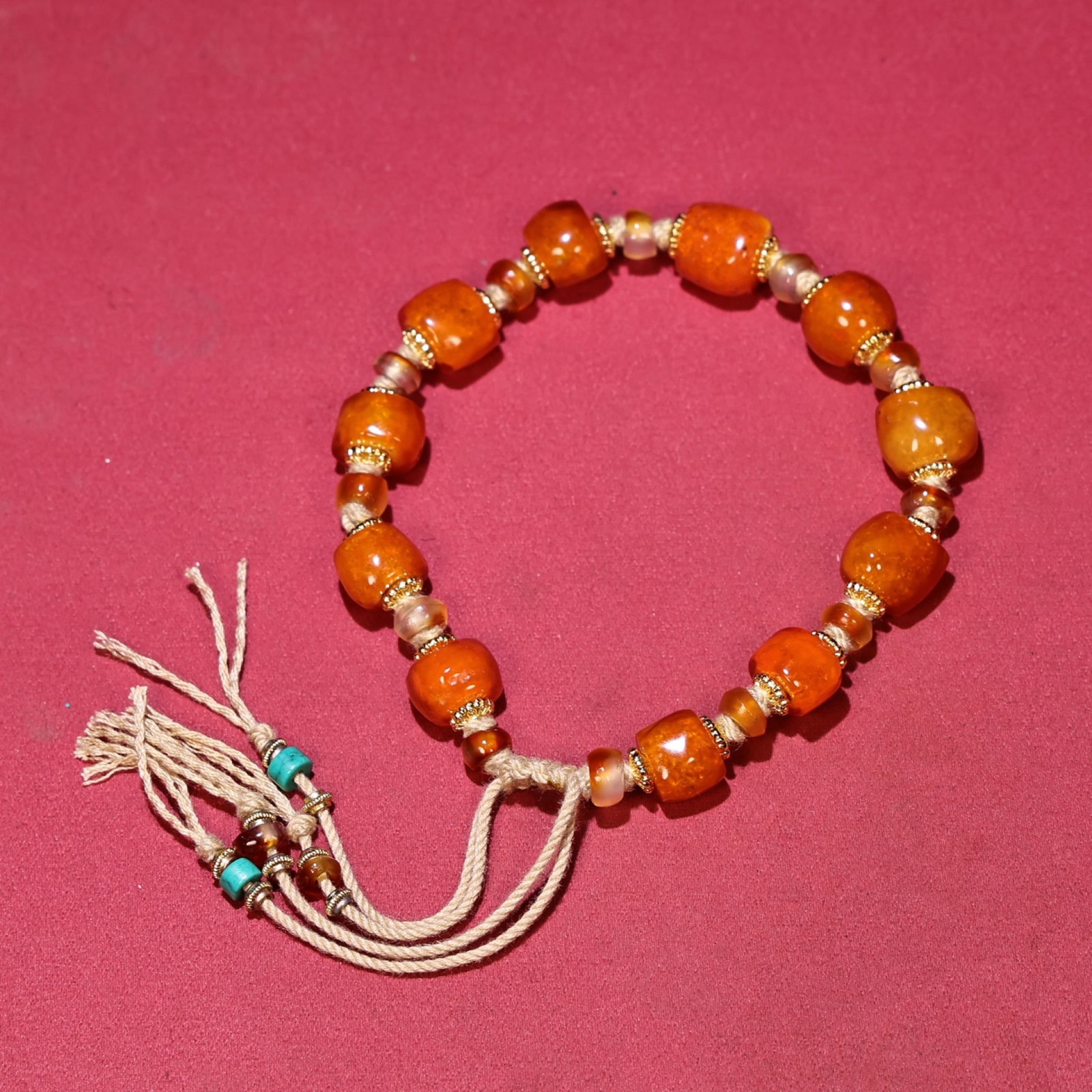 An Exquisite Agate Bracelet - 2