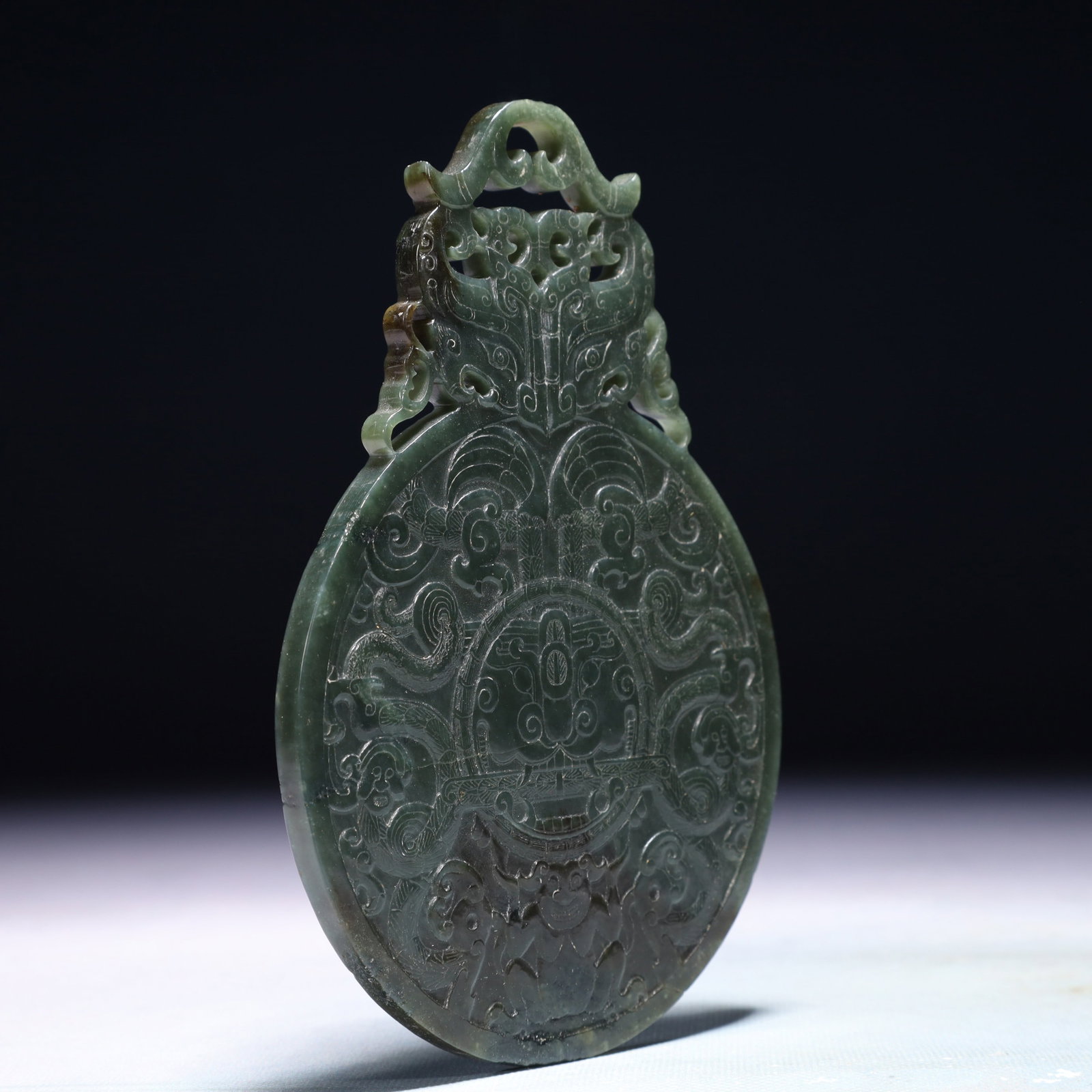 An Exquisite Jasper Beast-Face Pattern Pendant - 5