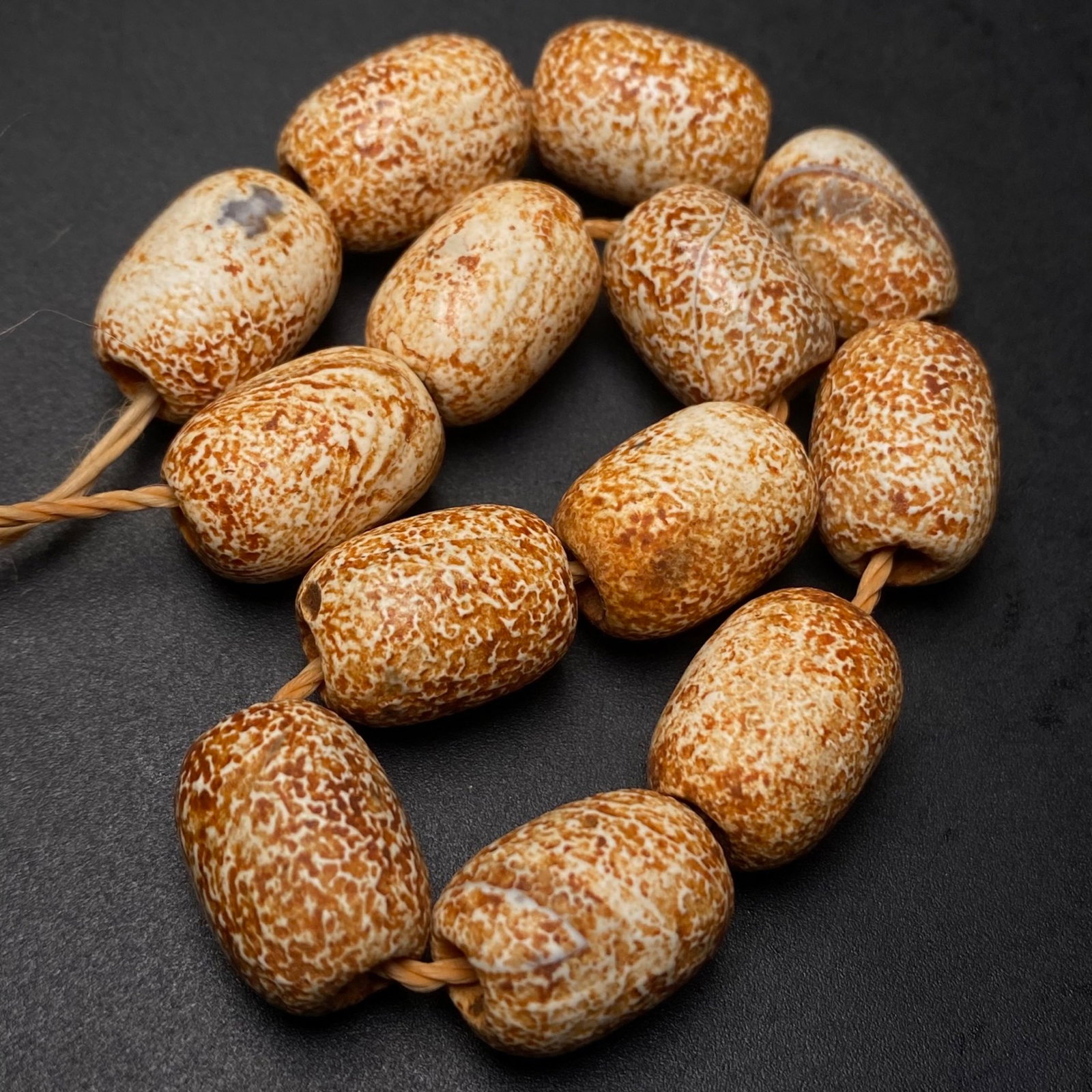 A Precious Agate Bracelets - 2
