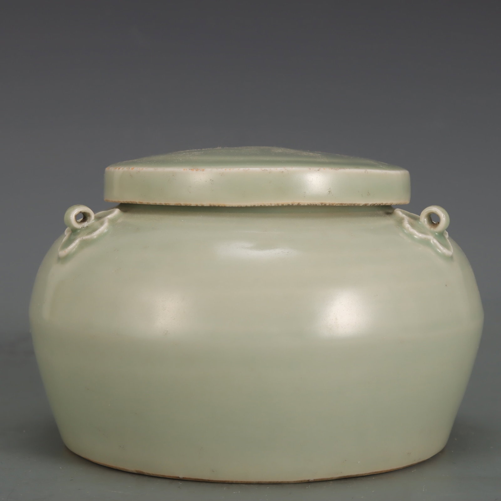 An Exquisite Celadon Glazed Jar - 4