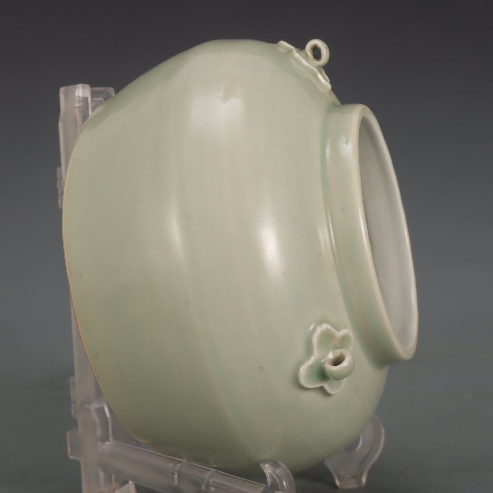 An Exquisite Celadon Glazed Jar - 7
