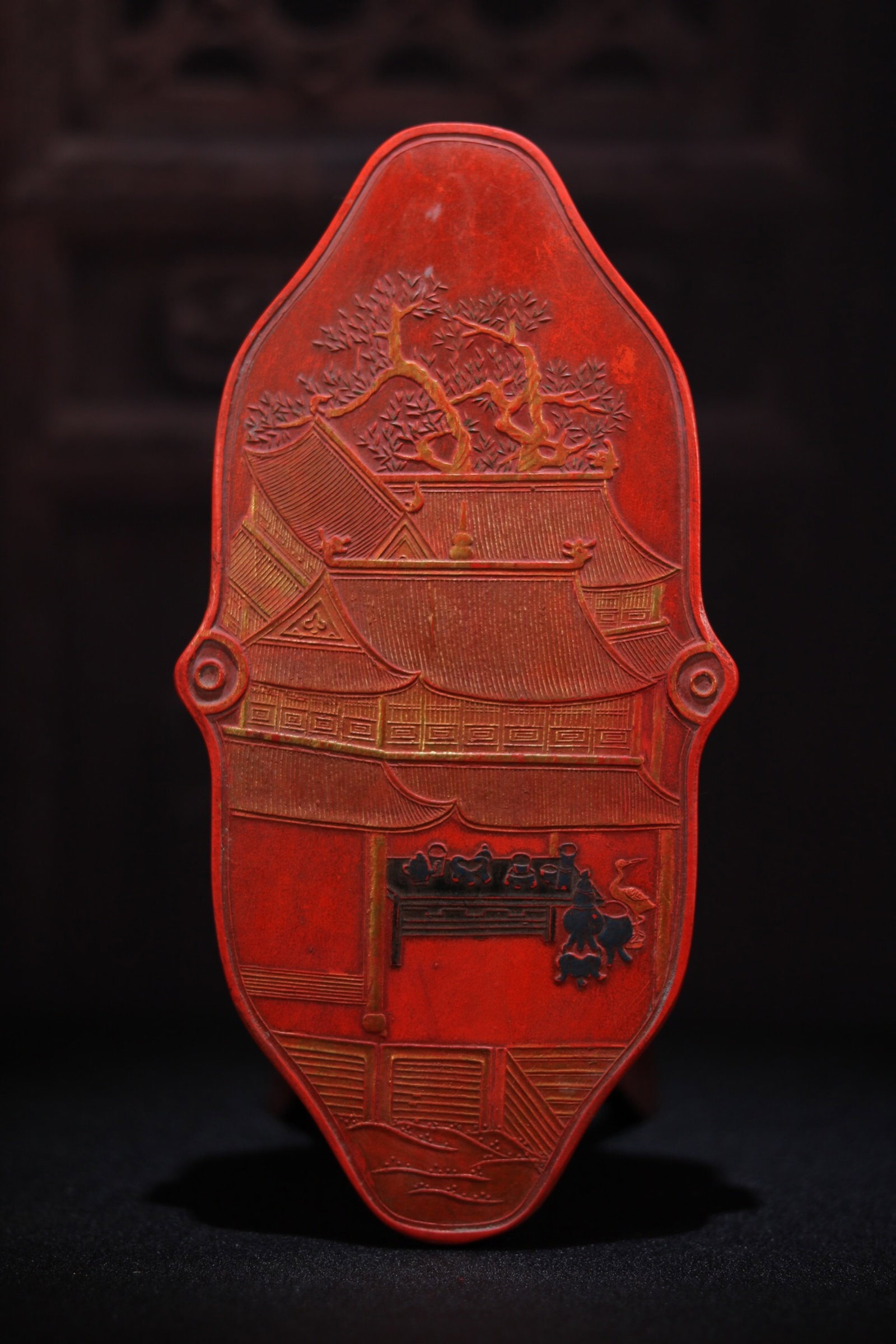 An Exquisite Cinnabar Landscape Pattern Ornament - 2
