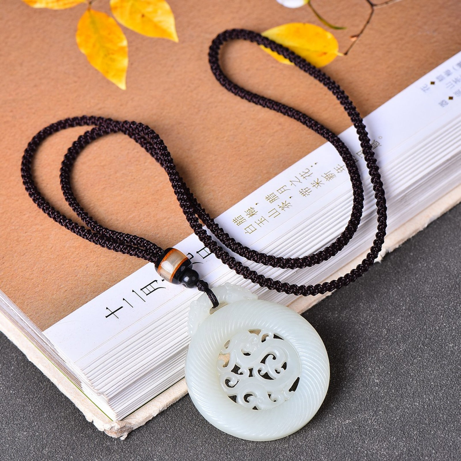 An Exquisite White Jade Phoenix Pattern Pendant - 5