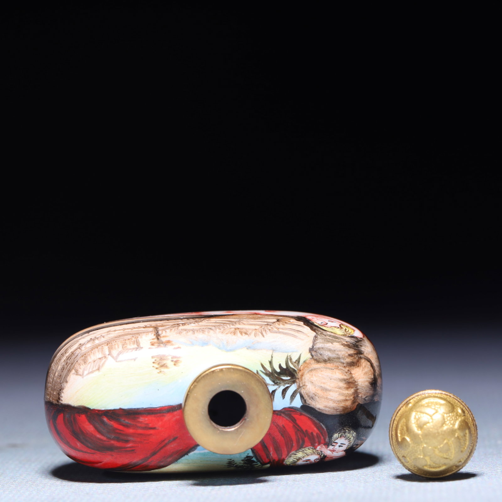 An Exquisite Painted Enamel Figure Pattern Snuff Bottle - 7