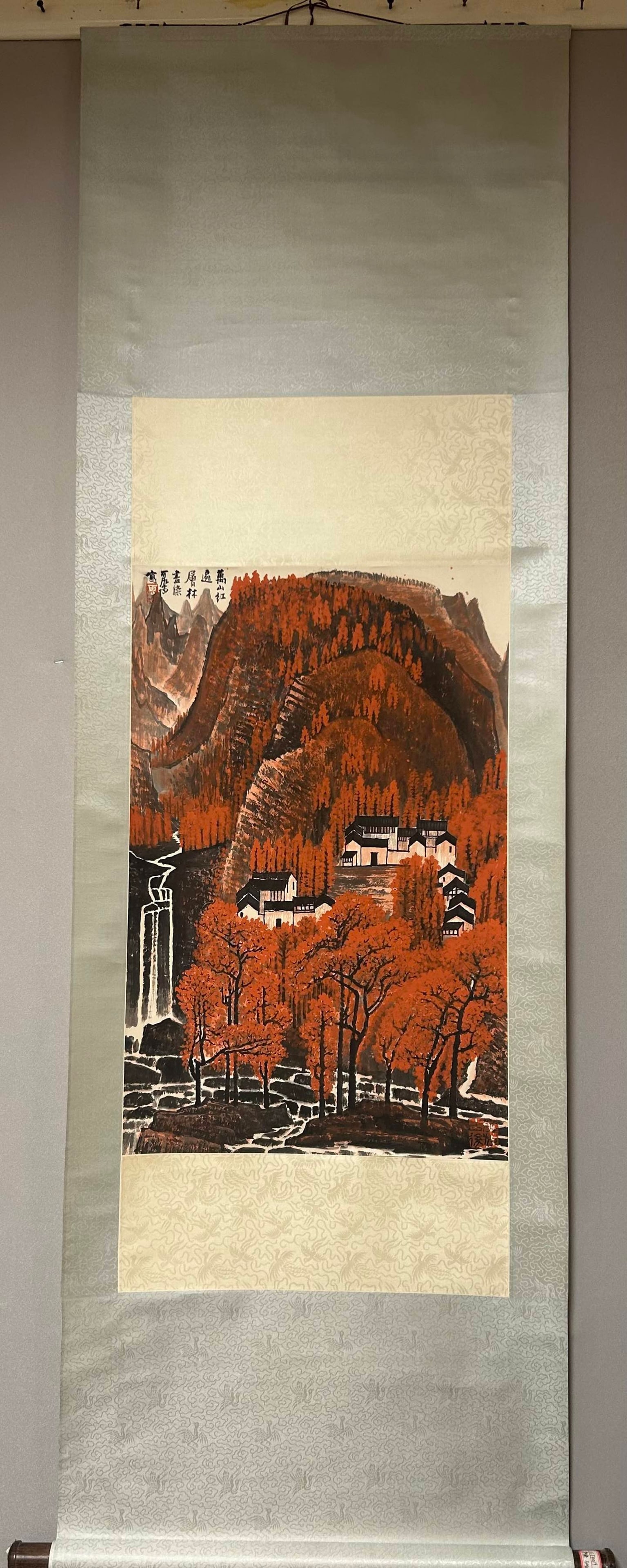 A Chinese Vertical Scroll Ink Painting of Landscape on Paper: A Chinese Vertical Scroll Ink Painting of Landscape on Paper,Li Keran,Size:26.8inx17.7in