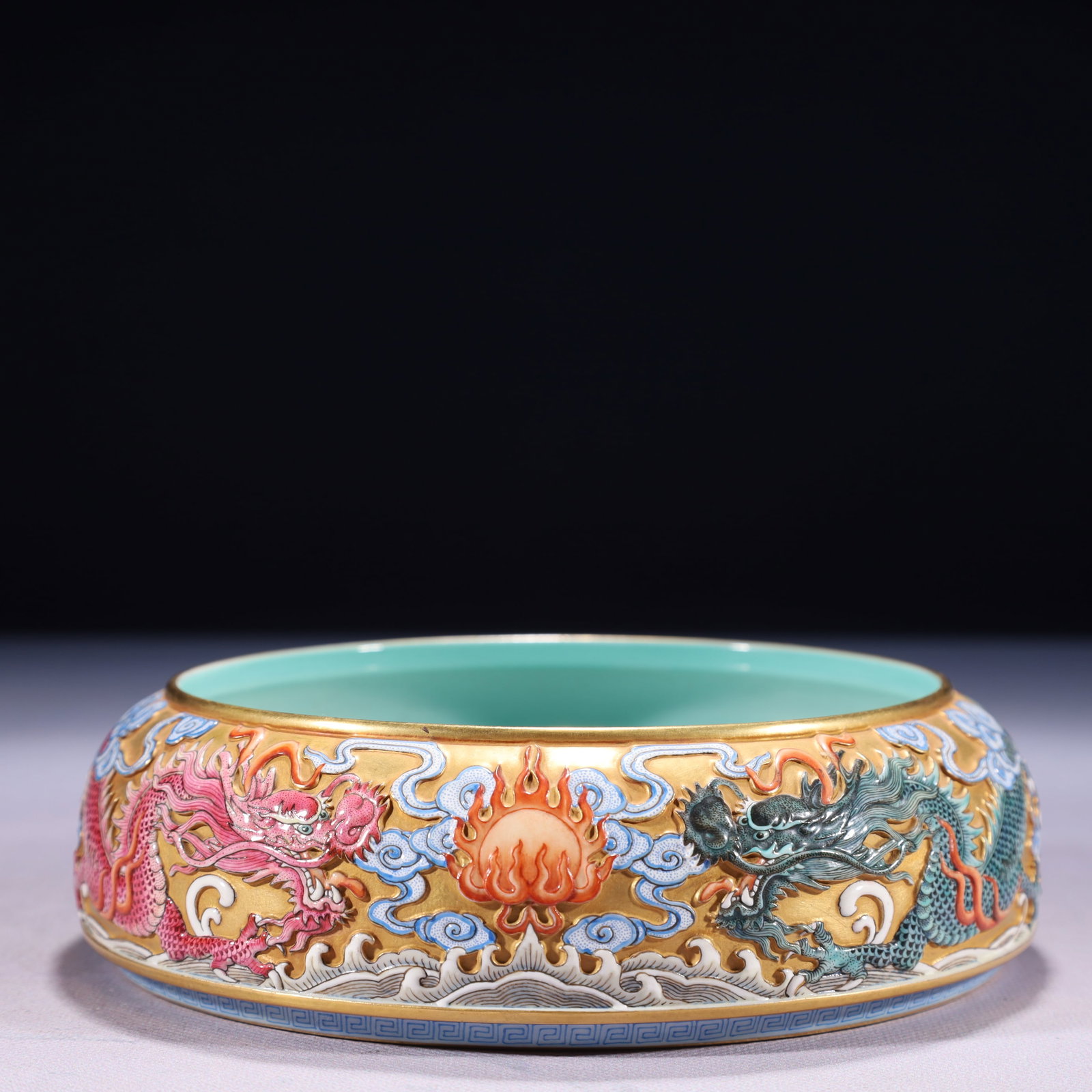 An Exquisite Gold Ground Famille-Rose Auspicious Cloud and Dragon Pattern Brush Washer (1 of 6)