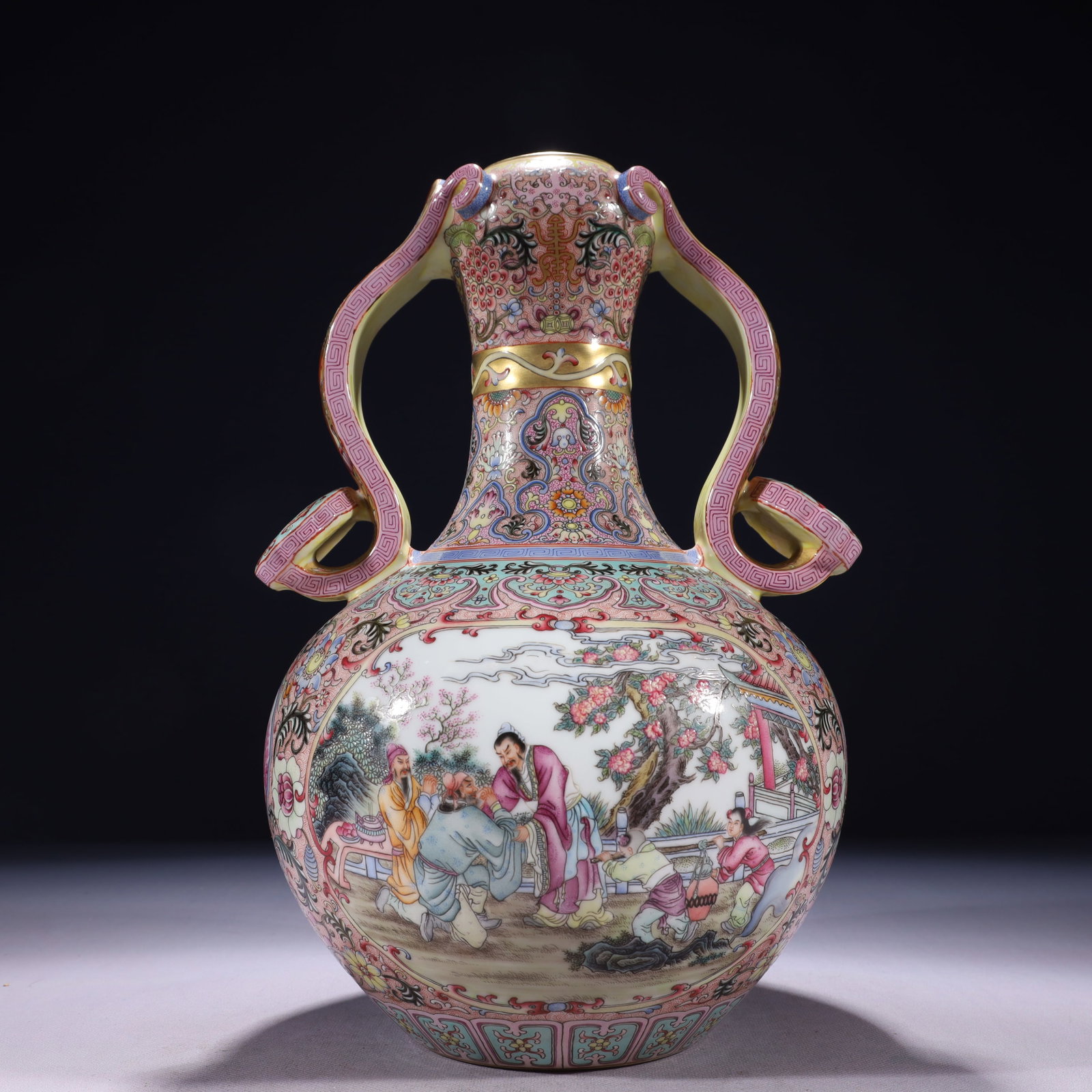 An Exquisite Enamel Painted Gold Character and Story Pattern Double-Ears Vase: An Exquisite Enamel Painted Gold Character and Story Pattern Double-Ears Vase,Qing Dynasty,China,Qianlong Four-character Mark,Size:9.1inx13.4in,Weight:3600g 珐琅彩描金