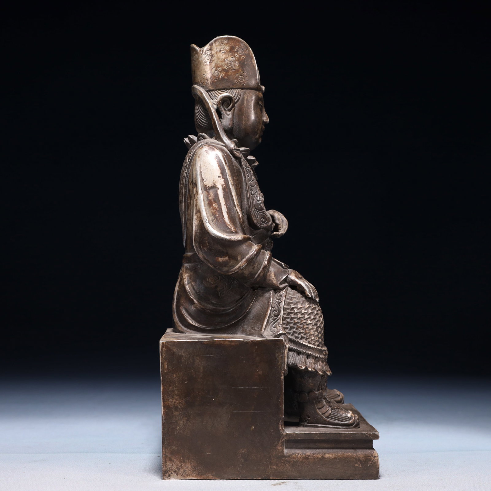 A Solemn Gilt Bronze Statue of Kala Bhairab: A Solemn Gilt Bronze Statue of Kala Bhairab,Ming Dynasty,China,Yongle Six-character Mark,Size:7.9inx3.9inx8.9in,Weight:2800g 铜鎏金黑巴伊拉布像,&#
