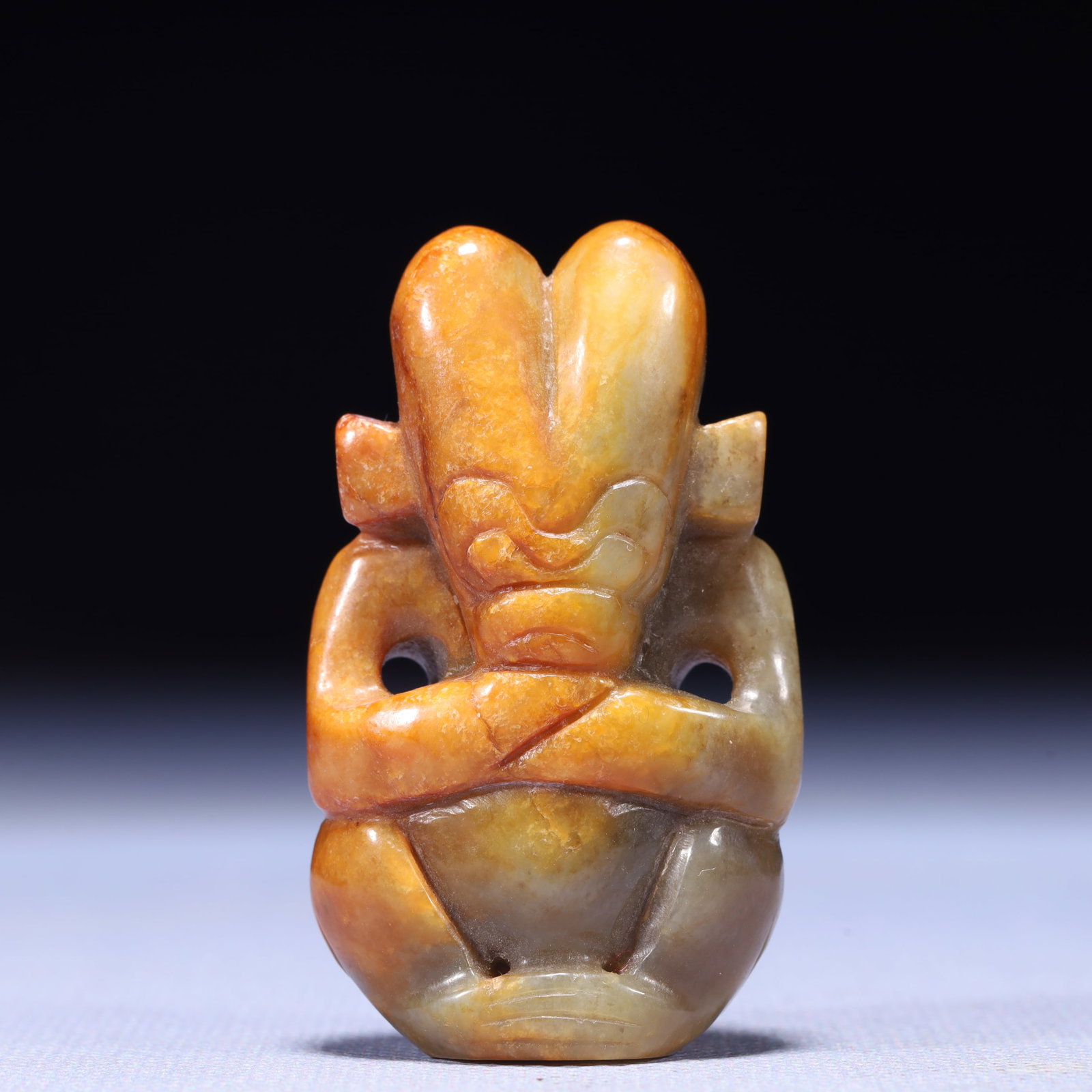 An Archaic Hongshan Culture White Jade Figure Ornament: An Archaic Hongshan Culture White Jade Figure Ornament,Ancient Time,China,Size:1.2inx0.8inx2.2in,Weight:65g 红山文化白玉人物摆件,中
