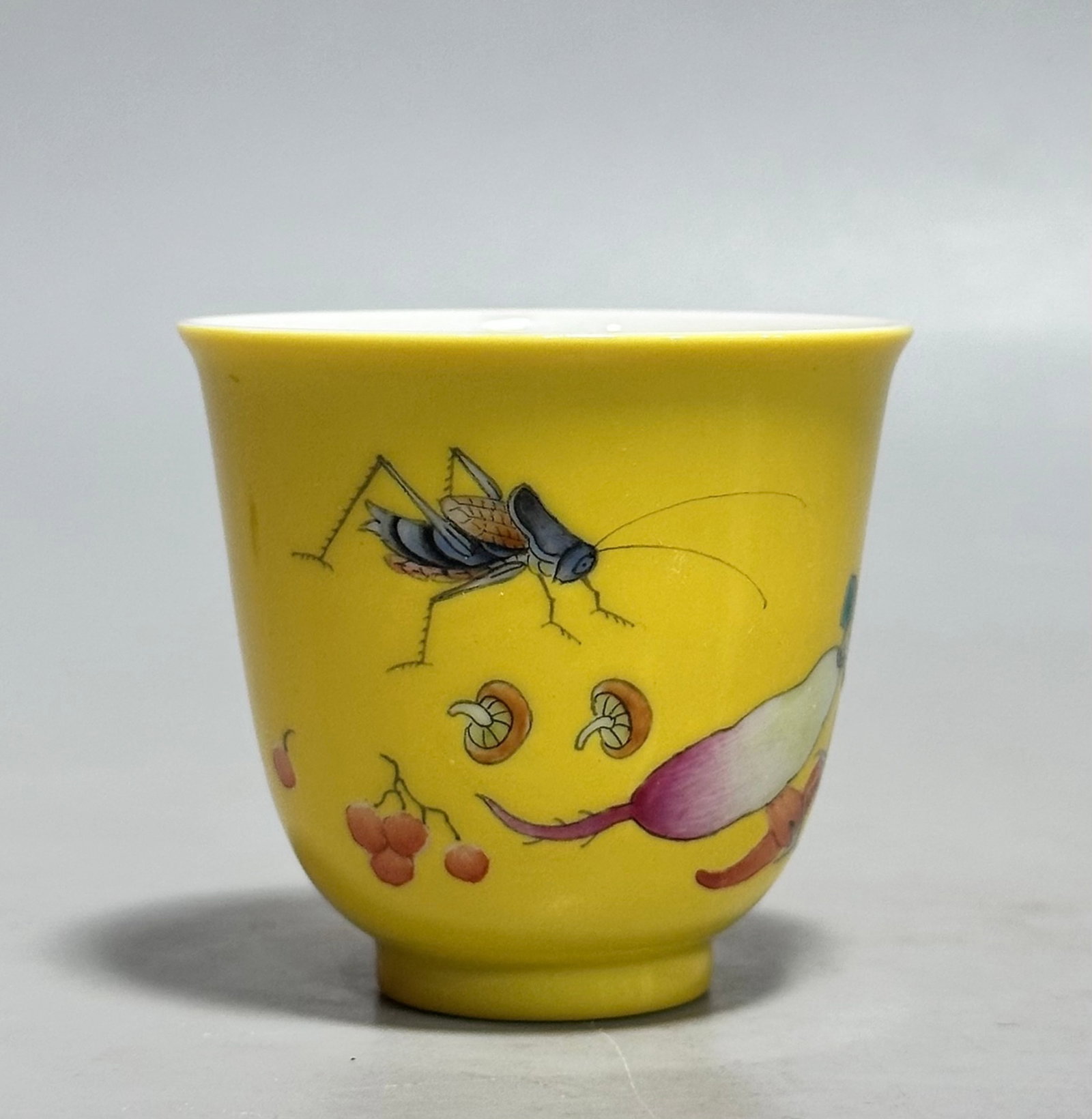 An Exquisite Yellow Ground Famille-Rose Melon and Fruit Pattern Cup,with poem: An Exquisite Yellow Ground Famille-Rose Melon and Fruit Pattern Cup,with poem,Qing Dynasty,China,Yongzheng Four-character Mark,Size:1.9inx2in ?????????,???,????,?????