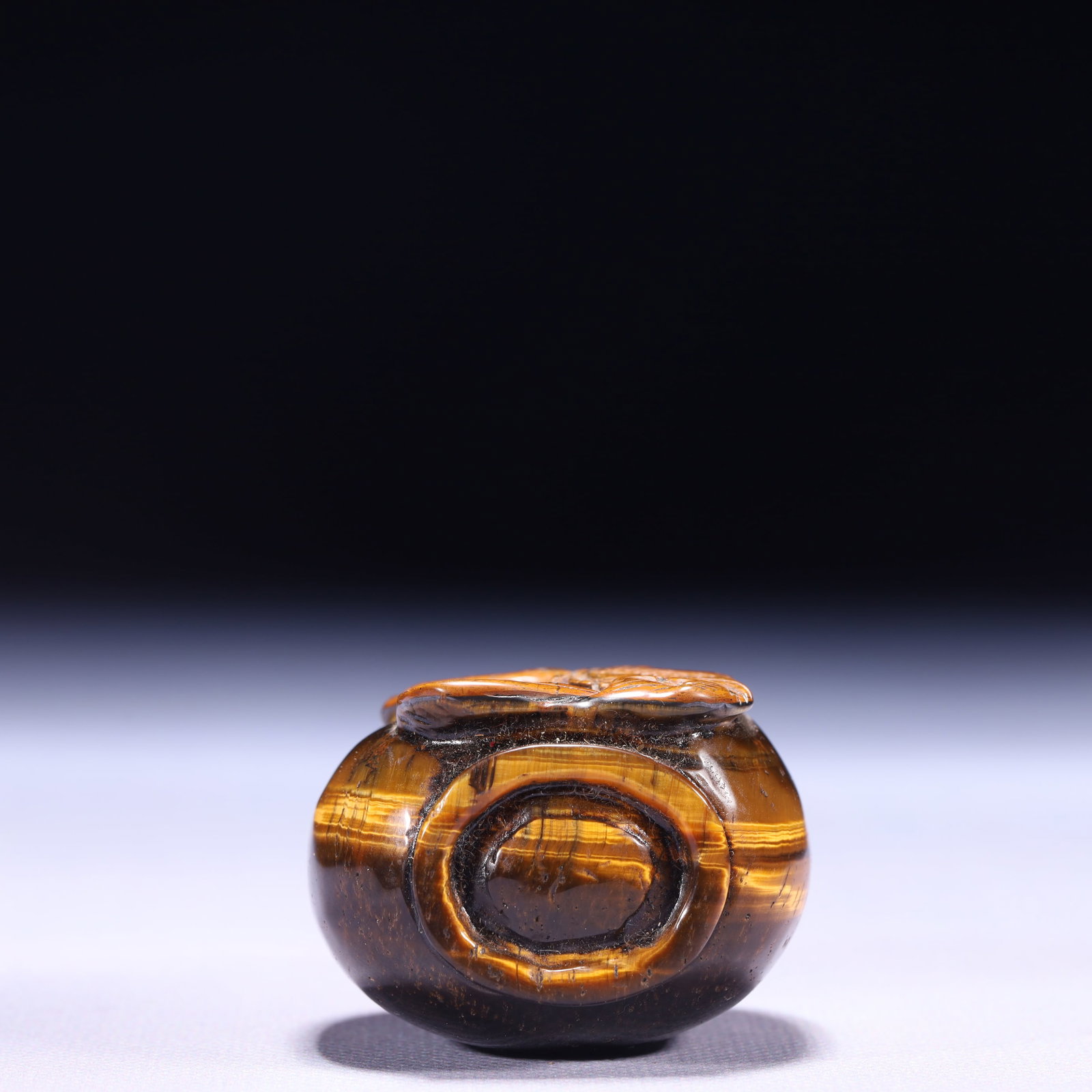 An Exquisite Agate Fish Pattern Snuff Bottle - 9