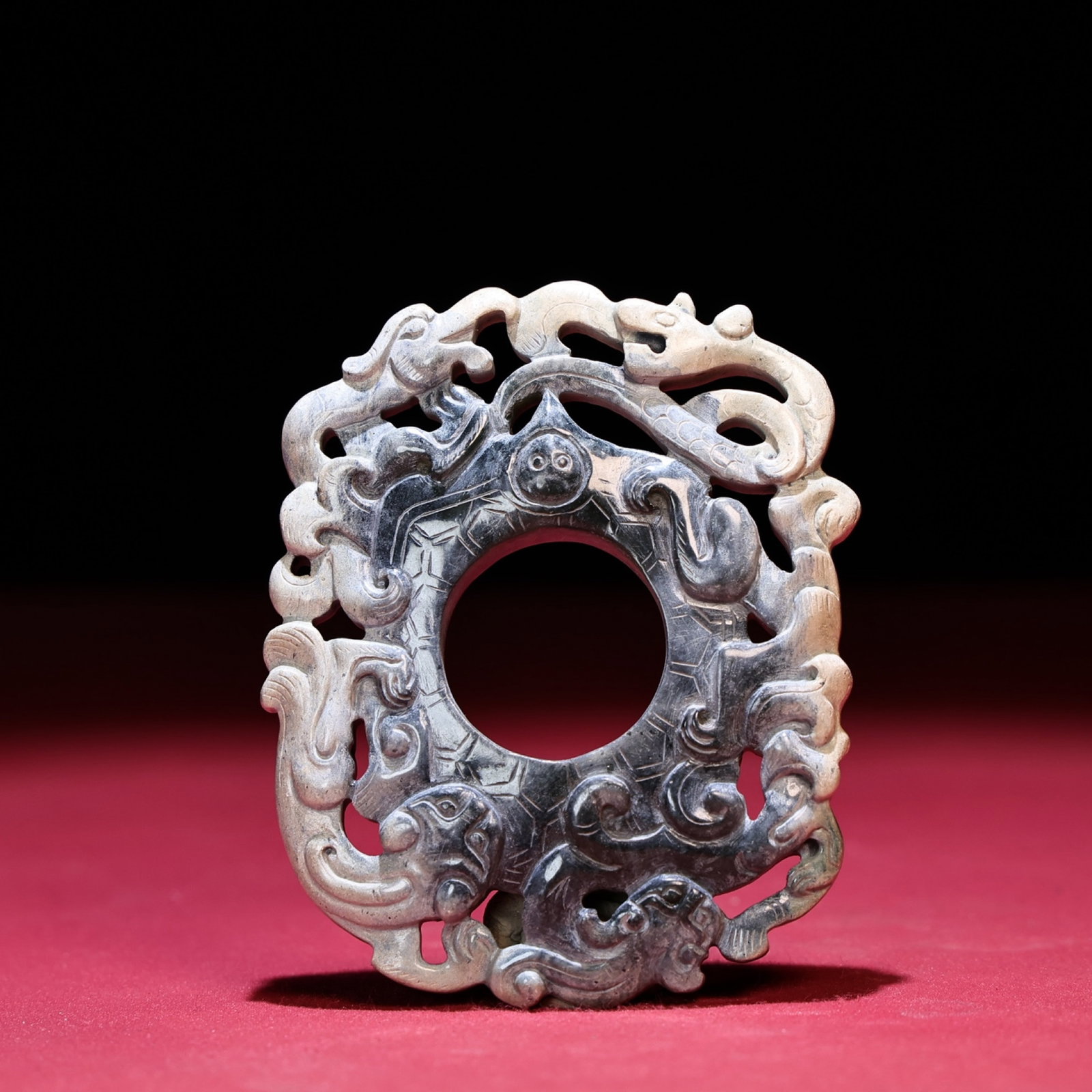 White Jade Chi-Dragon Pattern Pendant - 3
