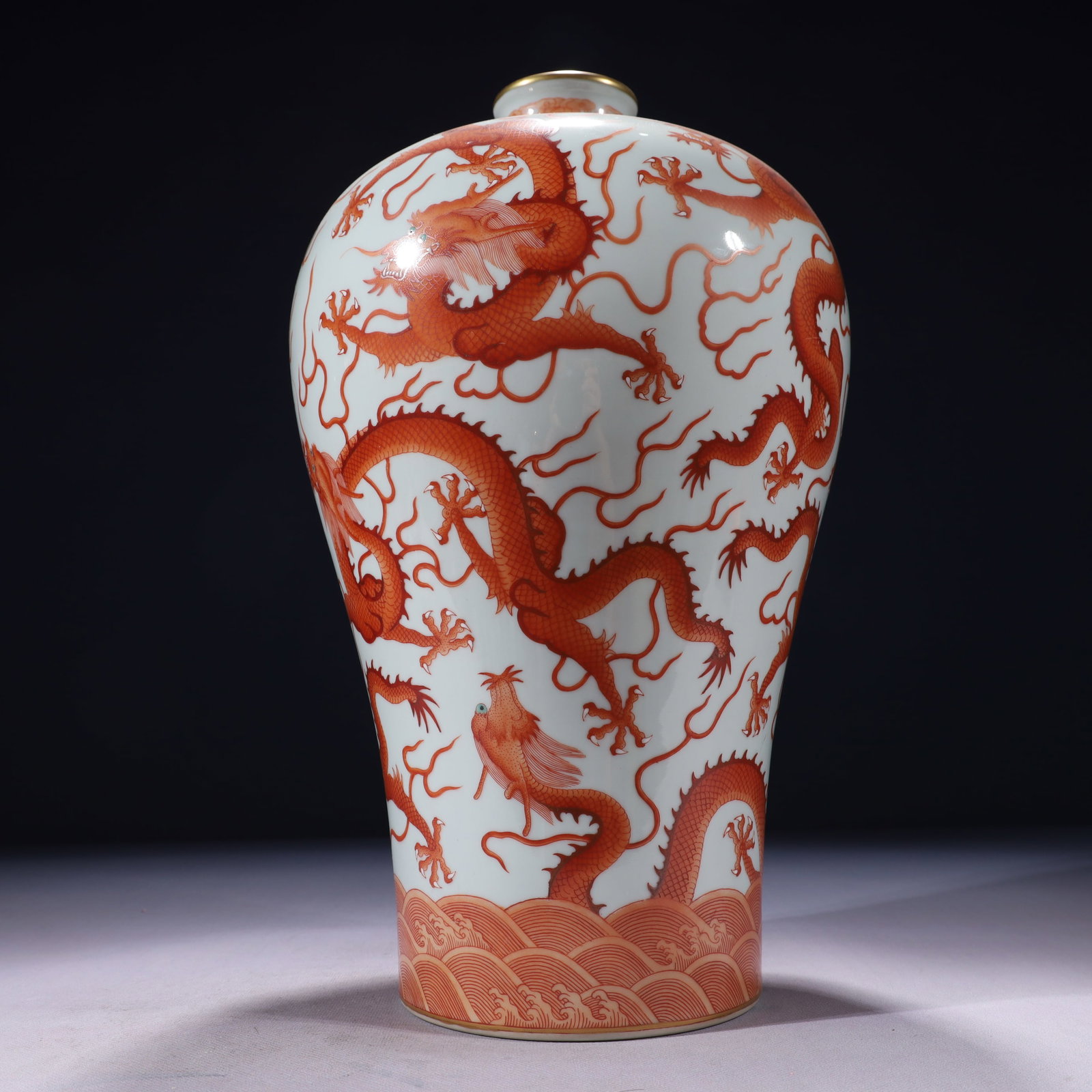 An Exquisite Iron-Red Painted Gold Auspicious Cloud and Dragon Pattern Vase: An Exquisite Iron-Red Painted Gold Auspicious Cloud and Dragon Pattern Vase,Qing Dynasty,China,Yongzheng Six-character Mark,Size:8.3inx15.7in 矾红描金祥云龙&#