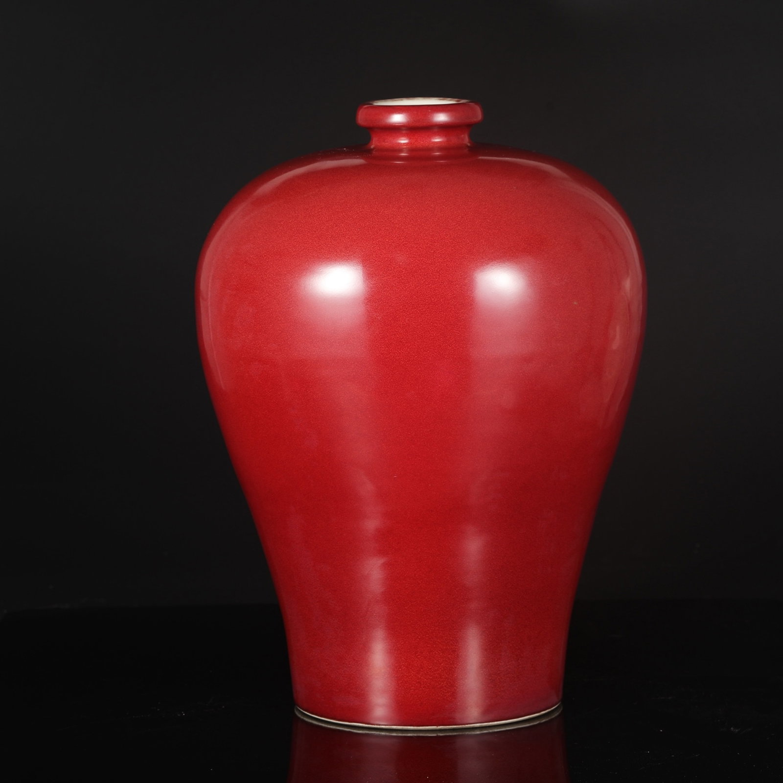 A Huge Ruby red-Glazed Auspicious Cloud and Dragon Pattern Vase - 6
