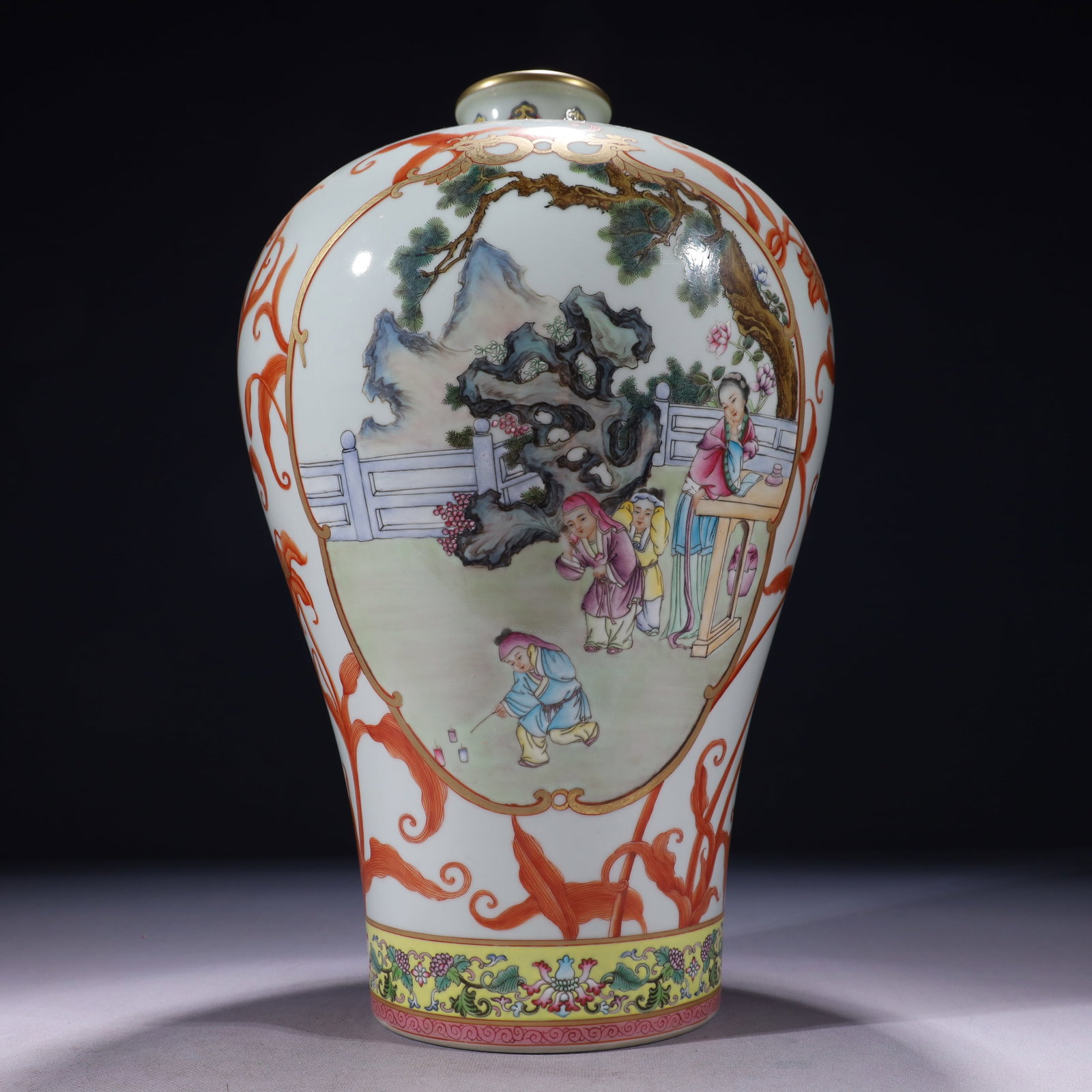 An Exquisite Famille-Rose Painted Gold Character and Story Pattern Vase: An Exquisite Famille-Rose Painted Gold Character and Story Pattern Vase,Qing Dynasty,China,Yongzheng Six-character Mark,Size:8.7inx15.4in,Weight:4500g 粉彩描金人物&