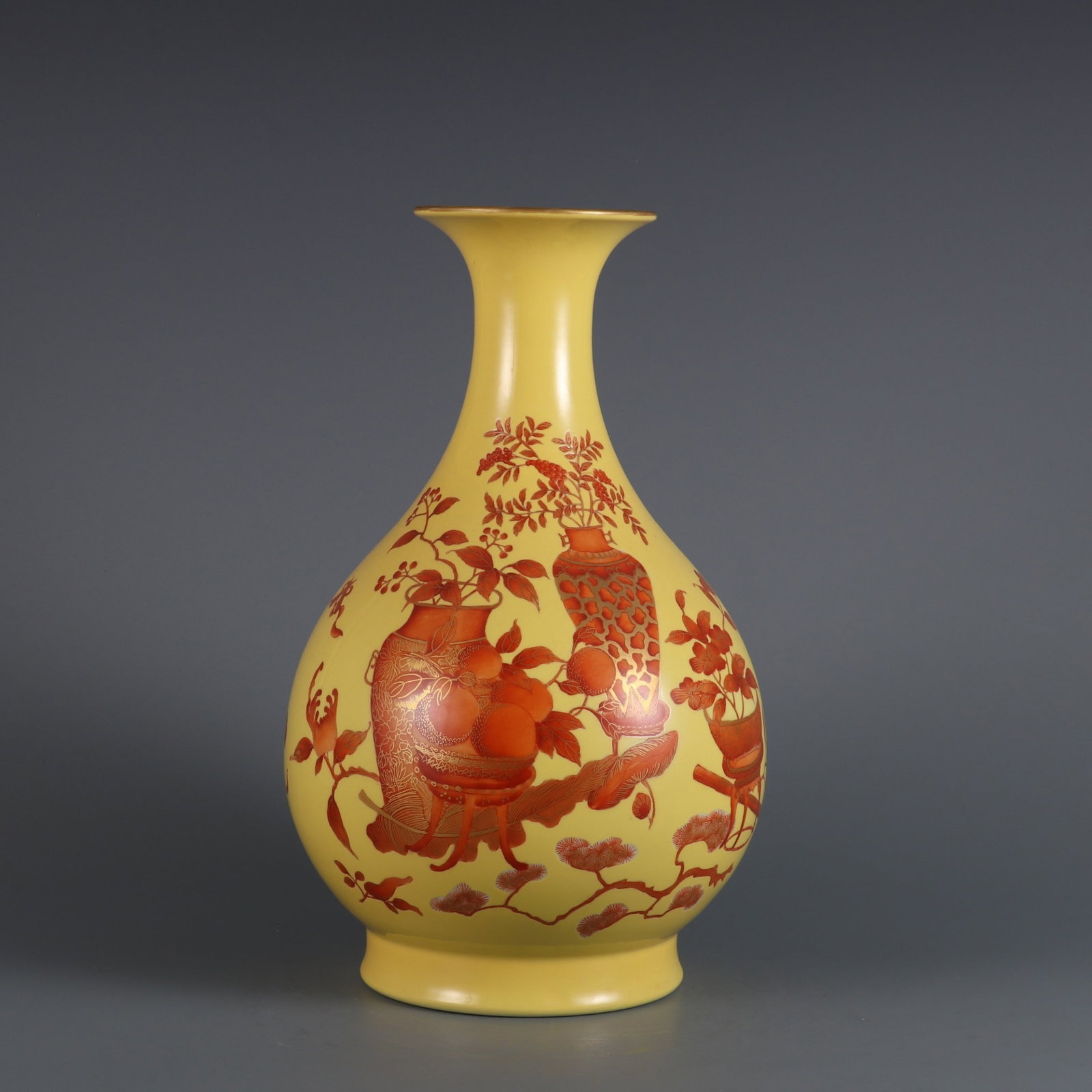 An Exquisite Yellow Ground Iron-Red Painted Gold Flower and Fruit Pattern Vase: An Exquisite Yellow Ground Iron-Red Painted Gold Flower and Fruit Pattern Vase,Qing Dynasty,China,With Mark,Size:11.4inx6.3in 黄地矾红描金花果纹&#