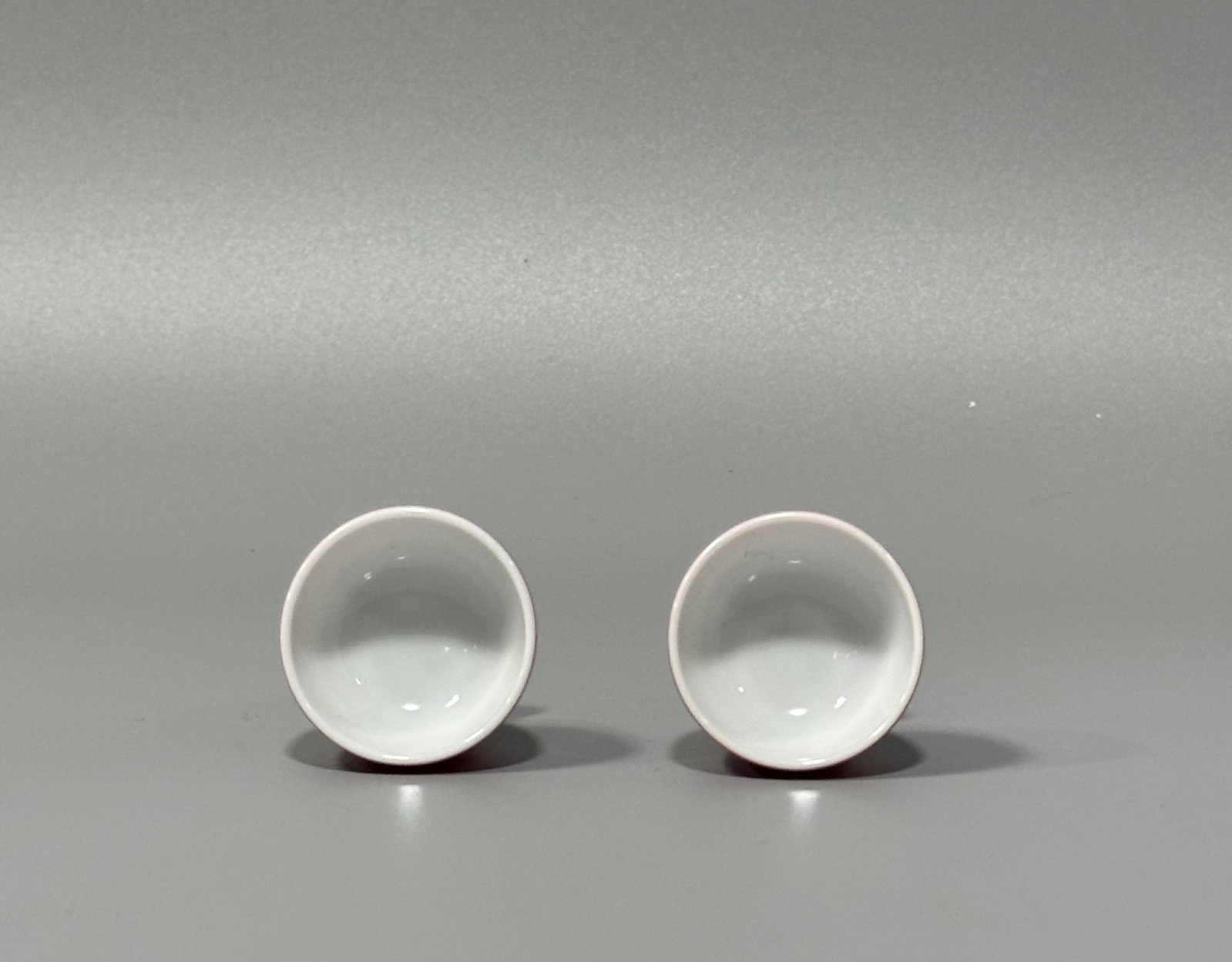 A Pair of Exquisite Ruby Red-Glazed Stem Cups - 2