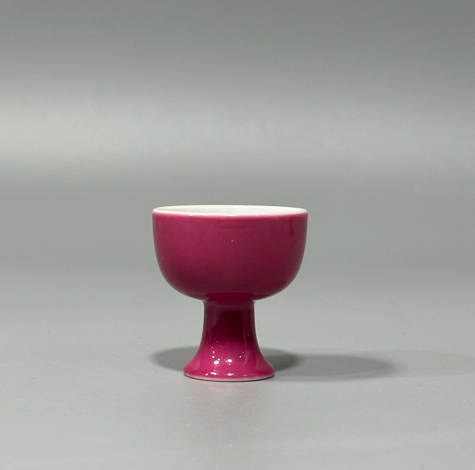 A Pair of Exquisite Ruby Red-Glazed Stem Cups - 8