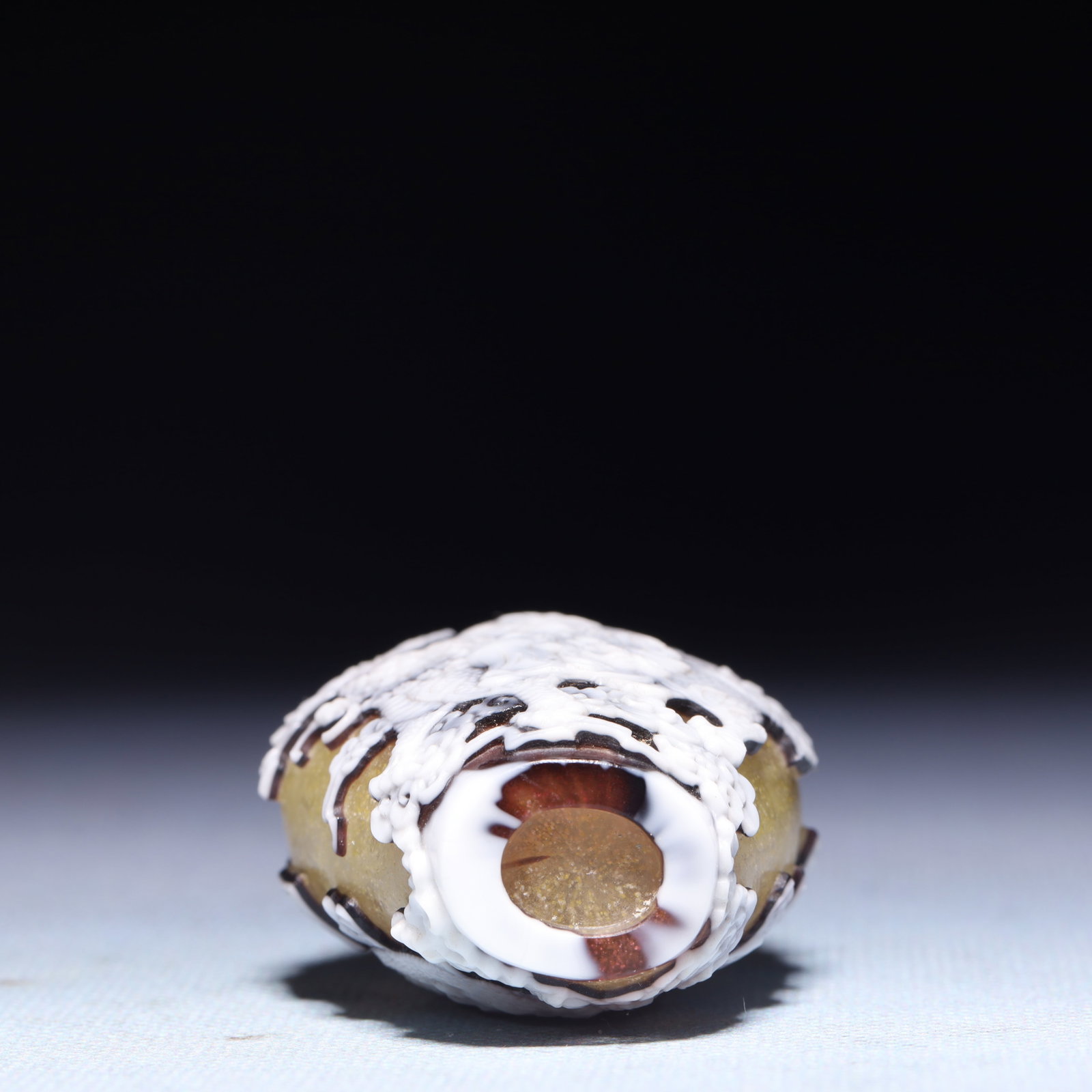 An Exquisite Glass Figure Pattern Snuff Bottle - 8
