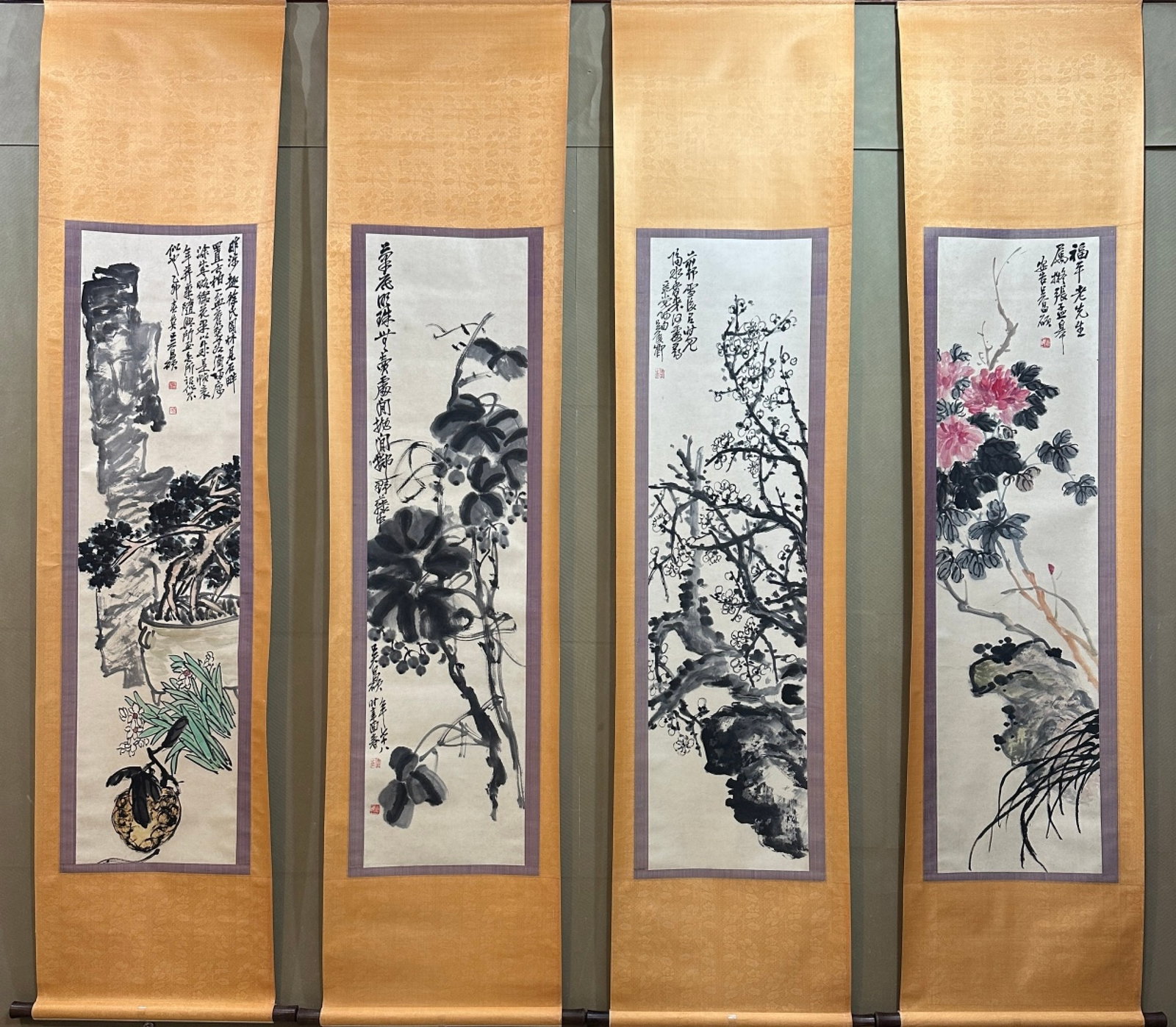 A Set of Chinese Vertical Scroll Ink Painting of Flower on Paper: A Set of Chinese Vertical Scroll Ink Painting of Flower on Paper,Wu Changshuo,Size:13.4inx52.8in