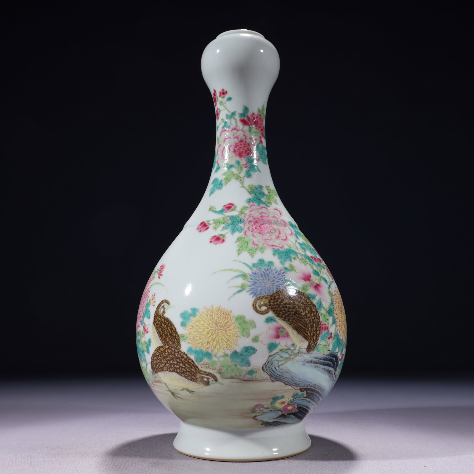 An Exquisite Famille-Rose Flower and Bird Pattern Vase: An Exquisite Famille-Rose Flower and Bird Pattern Vase,Qing Dynasty,China,Yongzheng Six-character Mark,Size:6.3inx14.6in,Weight:1850g 粉彩花鸟纹瓶,中国&