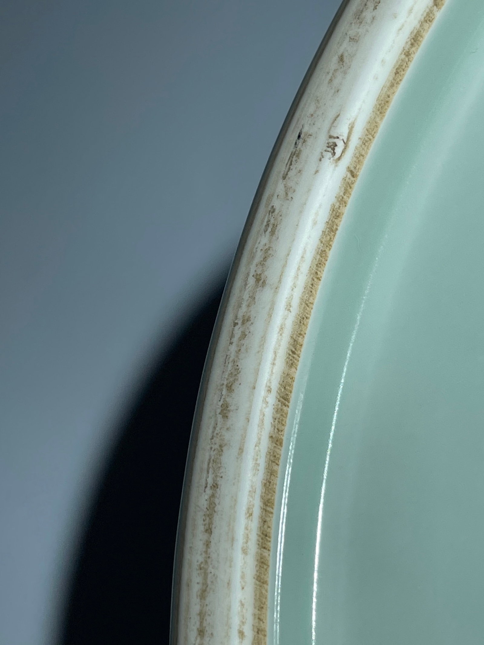 An Exquisite Celadon Glazed Auspicious Cloud and Dragon Pattern Vat - 10