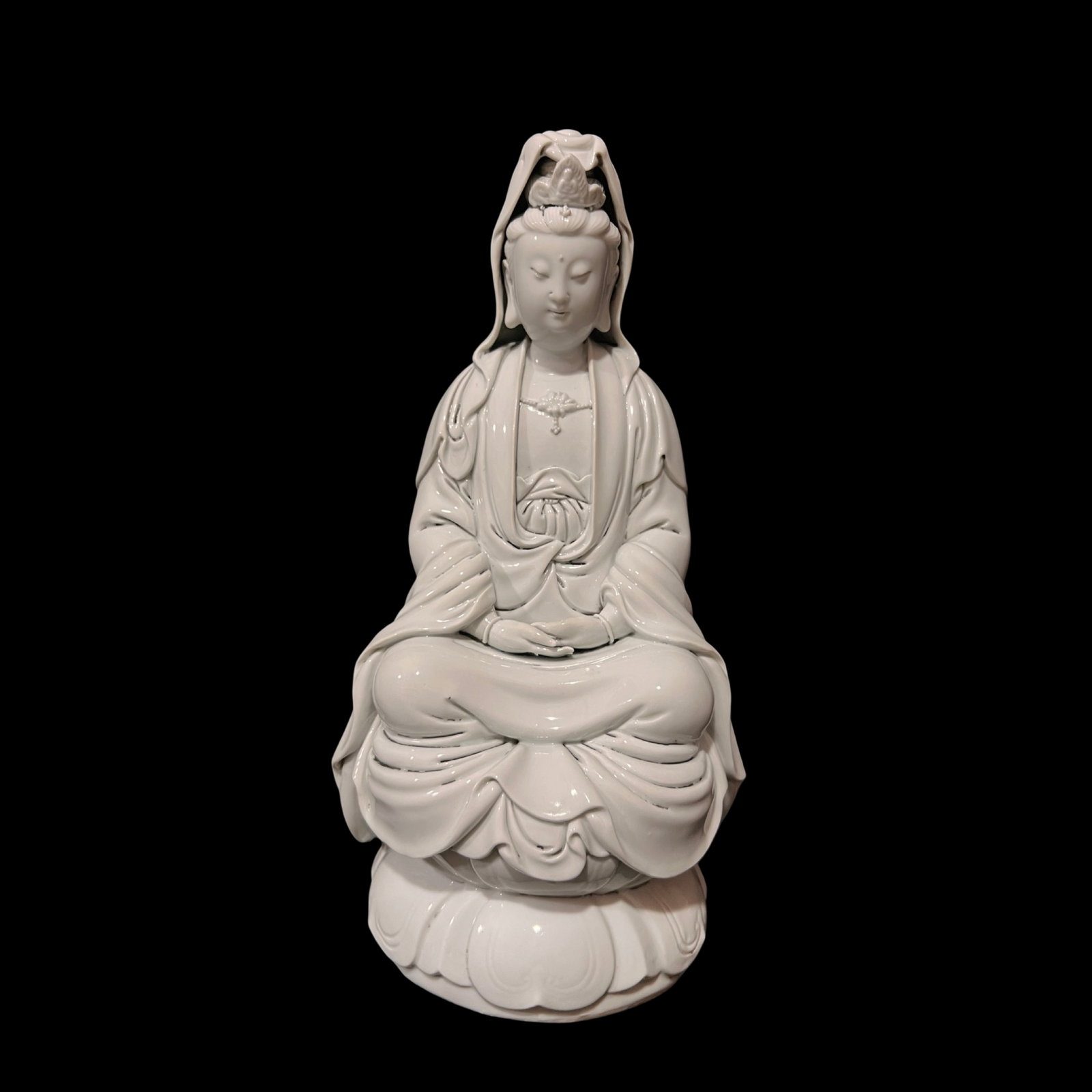 A Solemn Blance-De-Chine Statue of Avalokitesvara: A Solemn Blance-De-Chine Statue of Avalokitesvara,Ming Dynasty,China,He Chaozong Mark,Size:15.6in