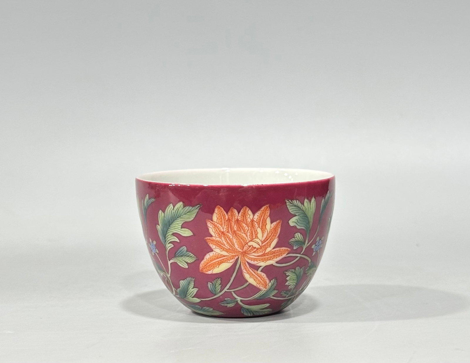 An Exquisite Ruby Red-Glazed Enamel Flower Pattern Cup - 4