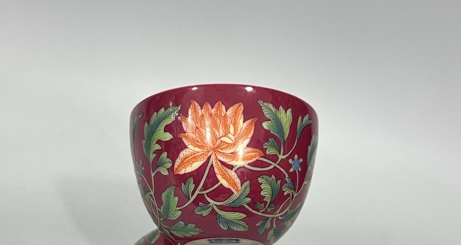 An Exquisite Ruby Red-Glazed Enamel Flower Pattern Cup - 8