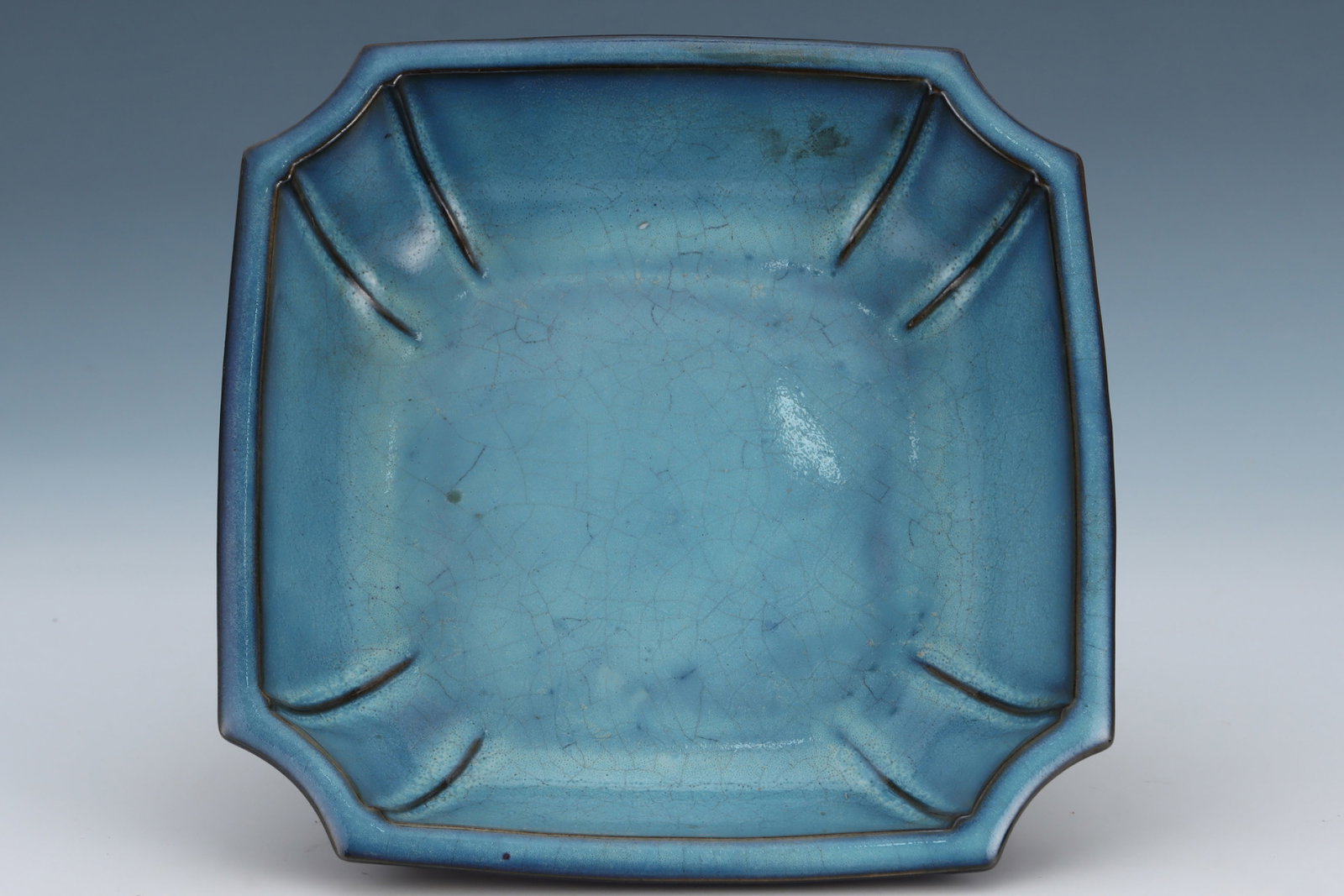 An Exquisite Jun yao Purple Glazed Brush Washer: An Exquisite Jun yao Purple Glazed Brush Washer,Song Dynasty,China,Size:2.6inx8.9in 钧窑紫釉笔洗,中国宋代