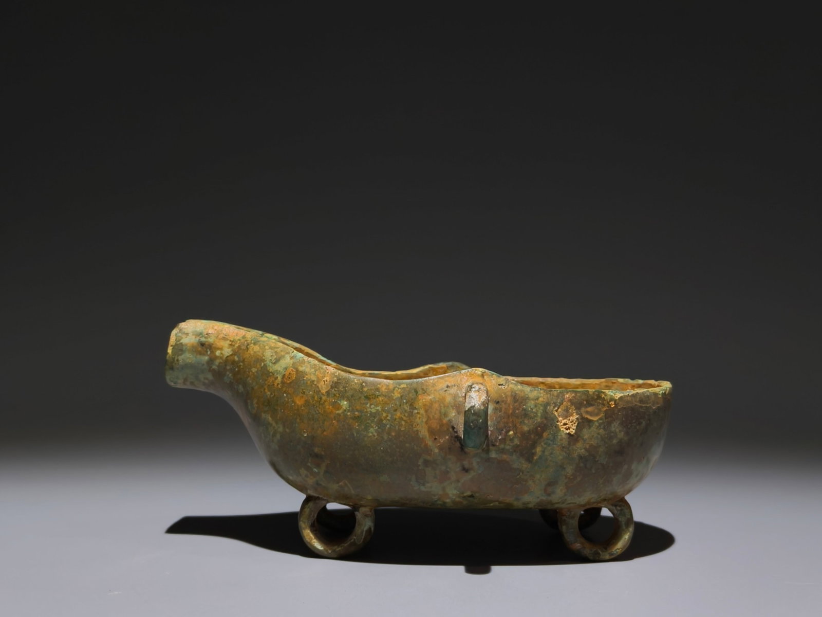 An Archaic Bronze Cup - 4
