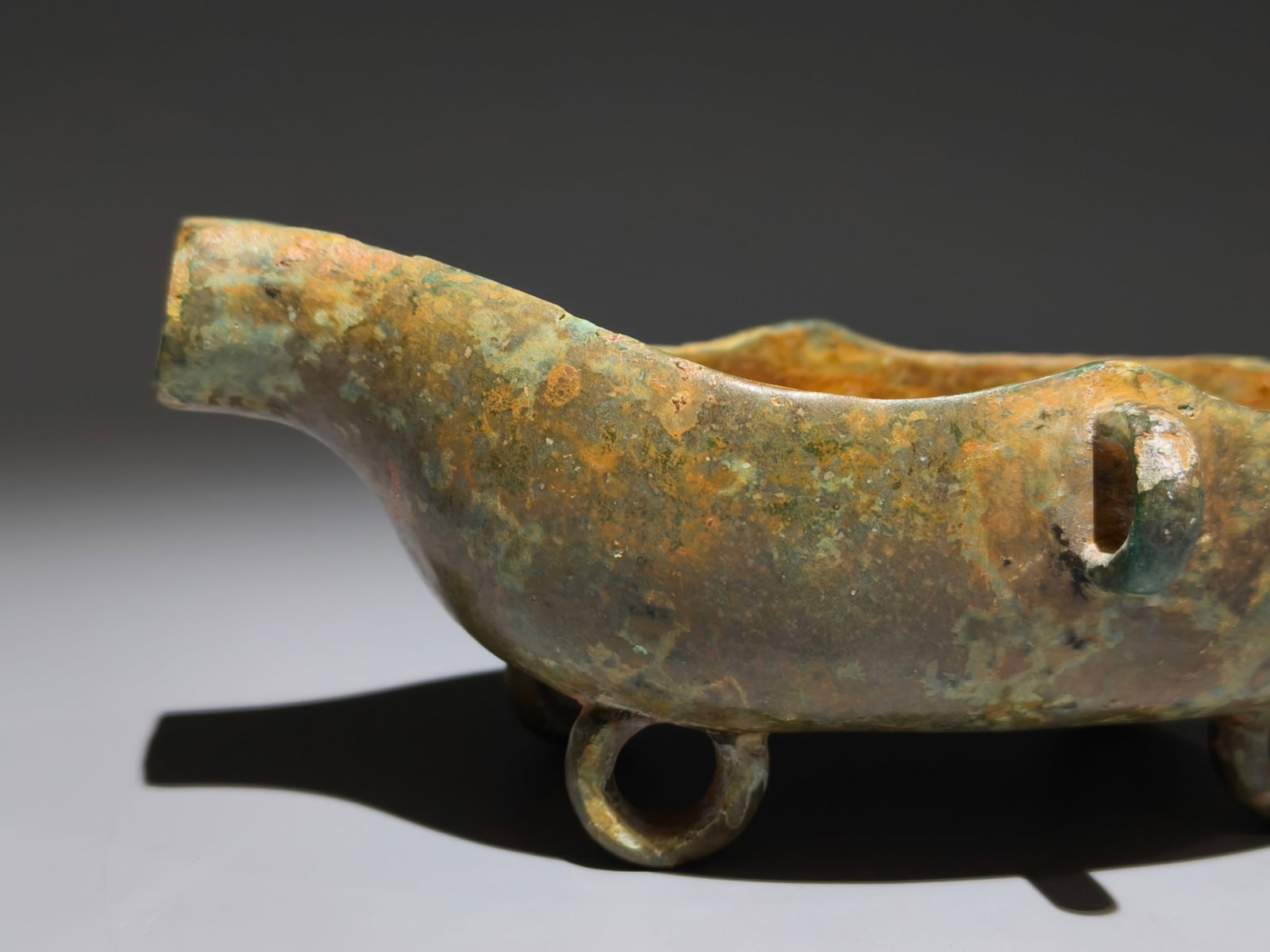 An Archaic Bronze Cup - 5