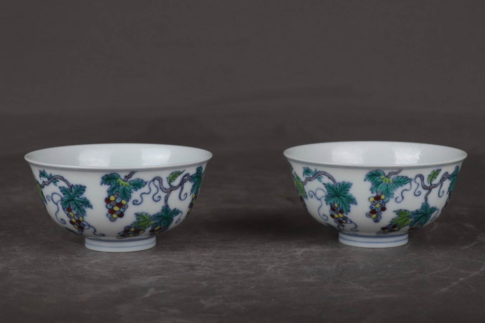 A Pair of Exquisite Doucai Grapes Pattern Bowls (1 of 9)