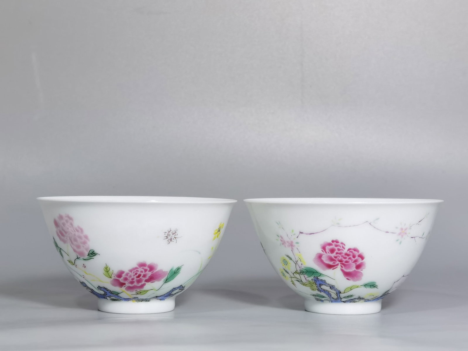 A Pair of Exquisite Famille-Rose Peony Pattern Cups,with poem: A Pair of Exquisite Famille-Rose Peony Pattern Cups,with poem,Qing Dynasty,China,Yongzheng Four-character Mark,Size:2.8inx1.5in 一对粉彩牡丹纹杯子