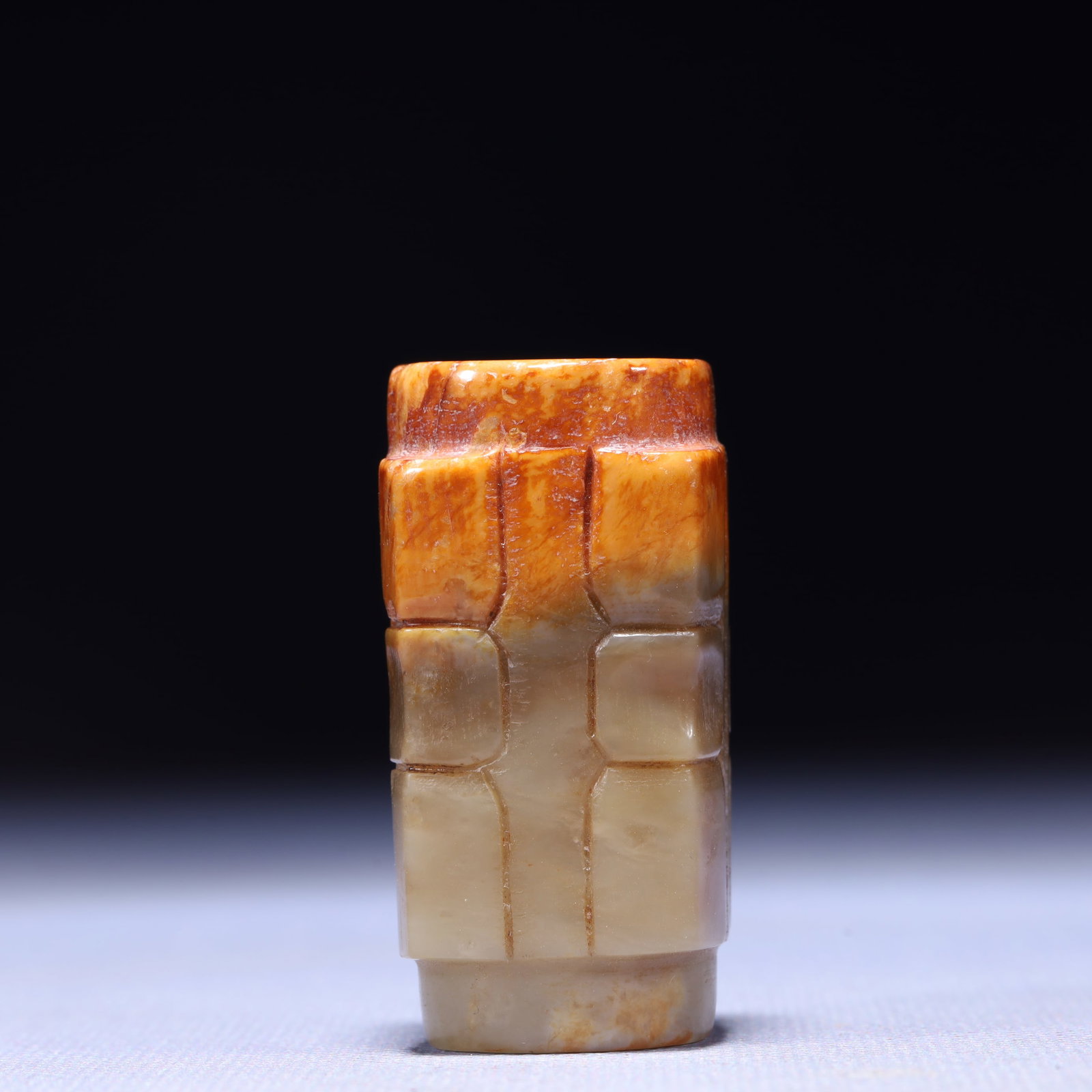 An Archaic Hongshan Culture Yellow Jade Pendant: An Archaic Hongshan Culture Yellow Jade Pendant,Ancient Time,China,Size:1inx2.2in,Weight:88g