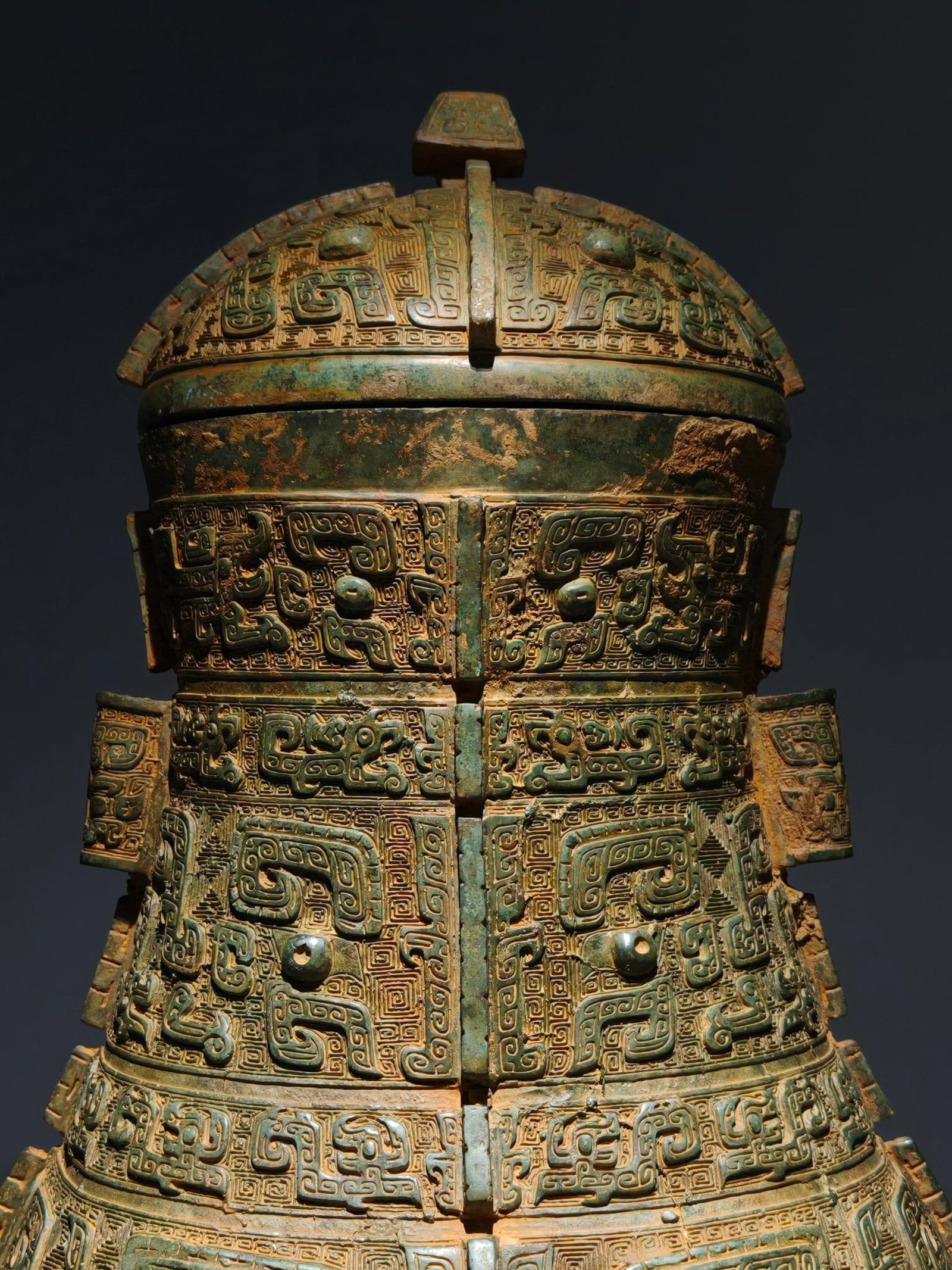 An Archaic Bronze Beast-Face Pattern Pot - 2