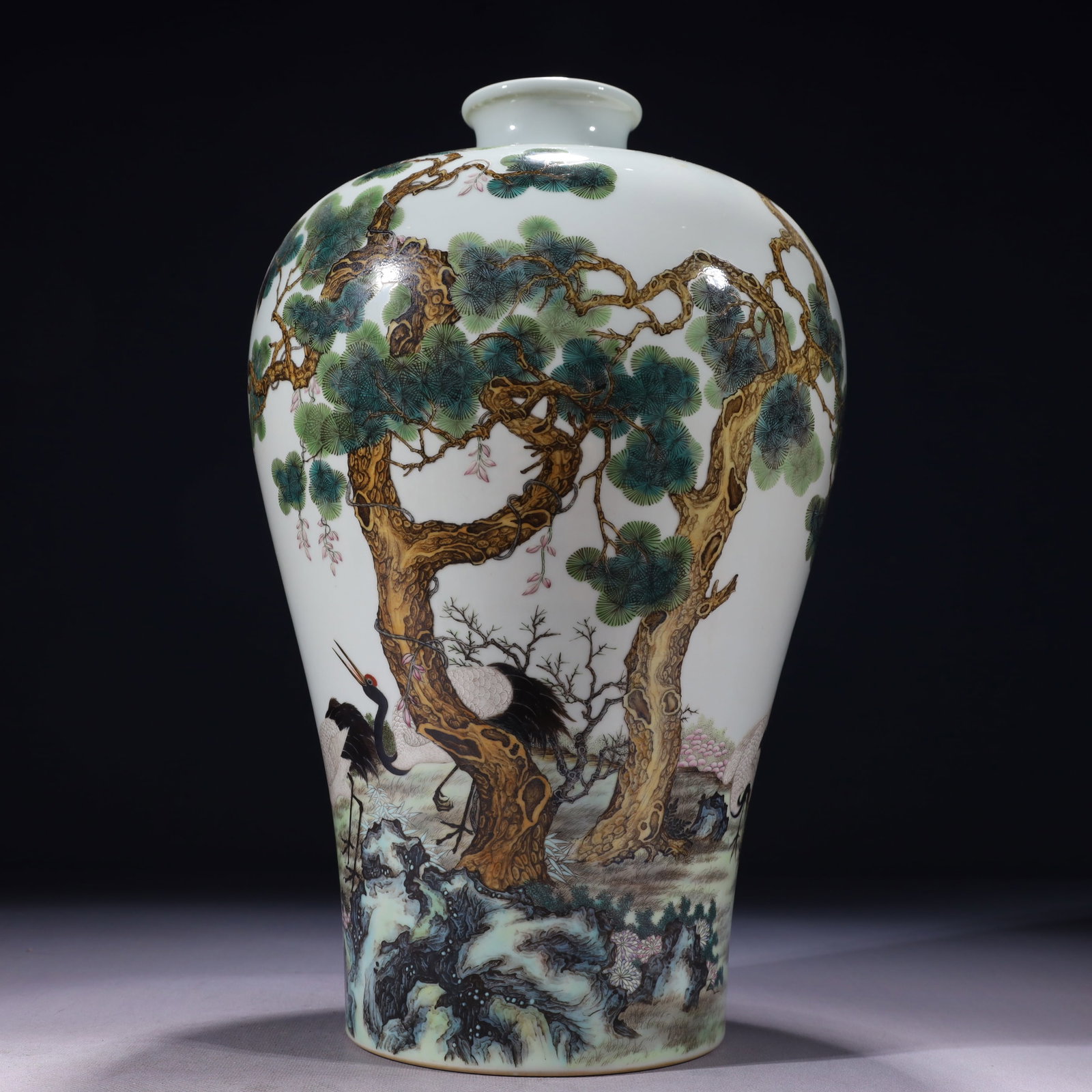 An Exquisite Enamel Pine and Crane Pattern Vase,with poem: An Exquisite Enamel Pine and Crane Pattern Vase,with poem,Qing Dynasty,China,Yongzheng Six-character Mark,Size:8.3inx15.7in,Weight:3900g
