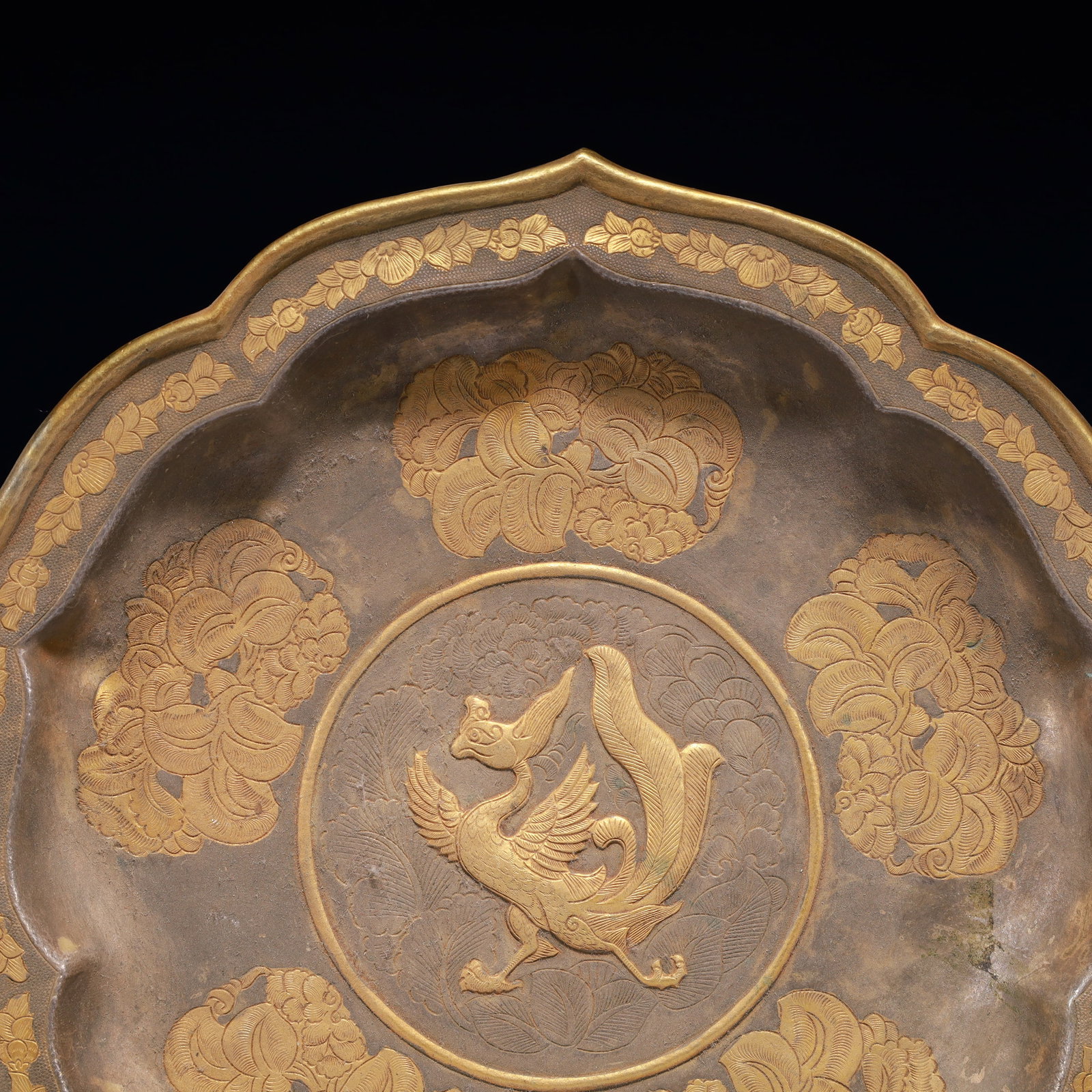 An Exquisite Gilt Bronze Phoenix Pattern Plate - 2