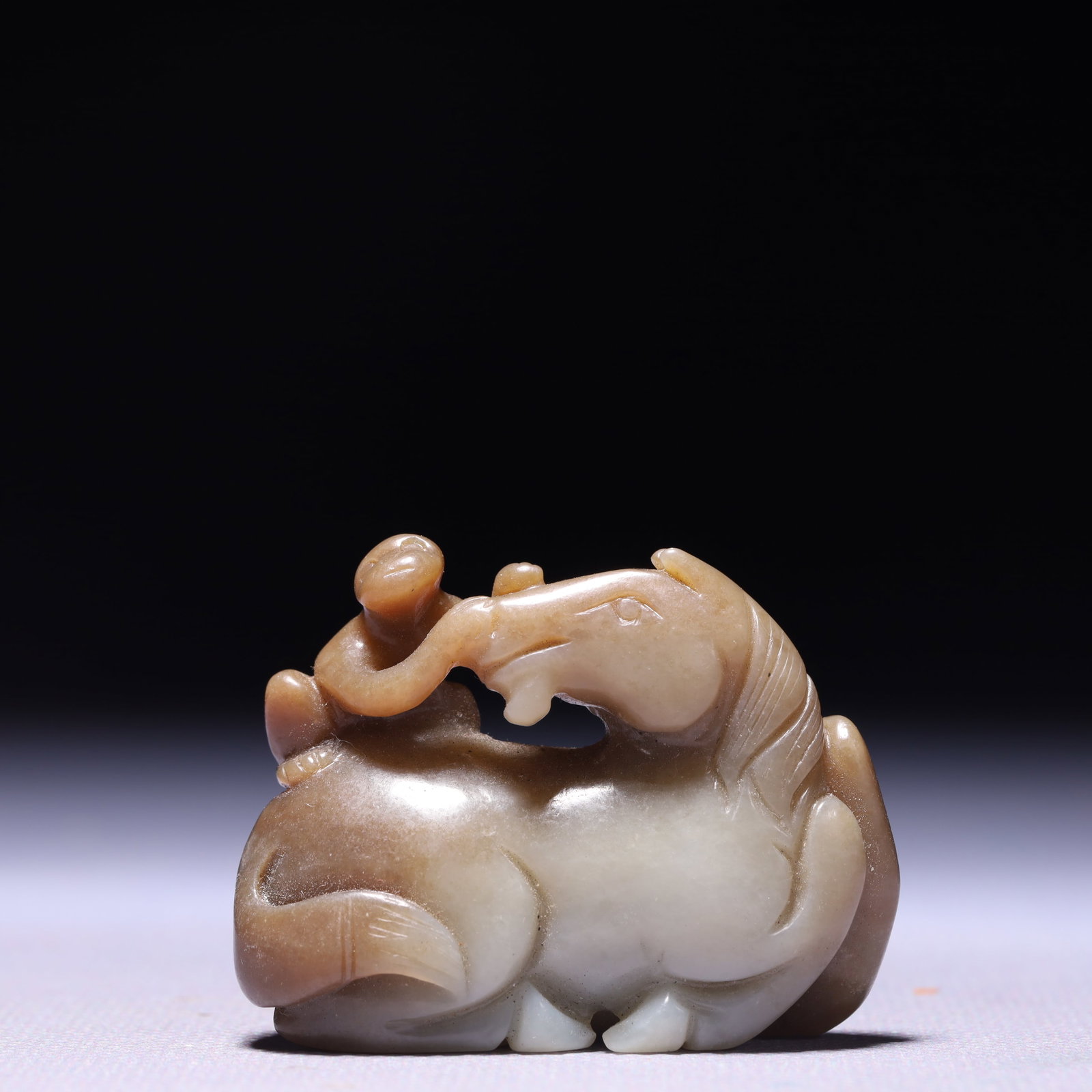 An Exquisite White Jade Horse Ornament: An Exquisite White Jade Horse Ornament,Qing Dynasty,China,Size:1.8inx0.6inx1.4in,Weight:51g 白玉骏马摆件,中国清代
