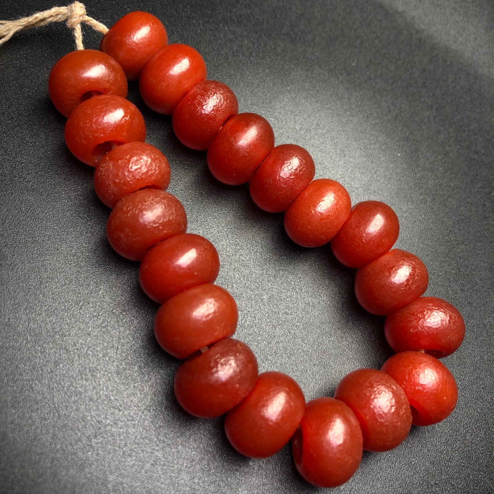 A Precious Agate Bracelets: A Precious Agate Bracelets,Size:0.6inx0.4in*20 玛瑙手串