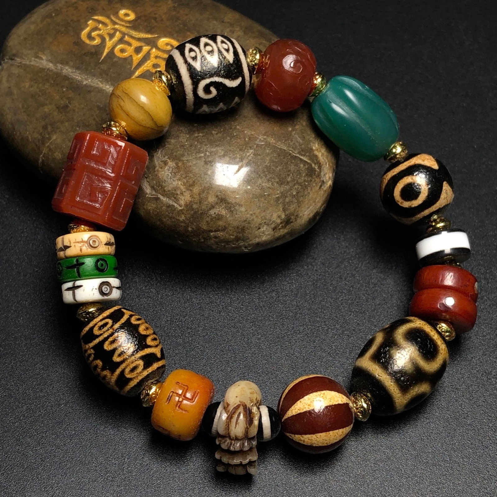 A Precious Dzi Bead Bracelets - 2