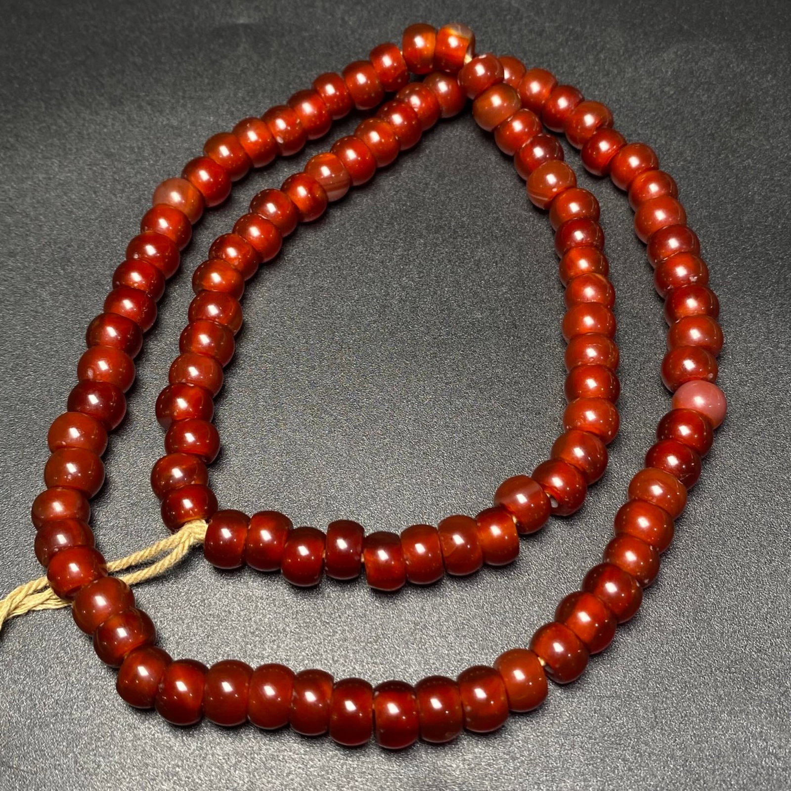 A Precious Agate Necklace - 2