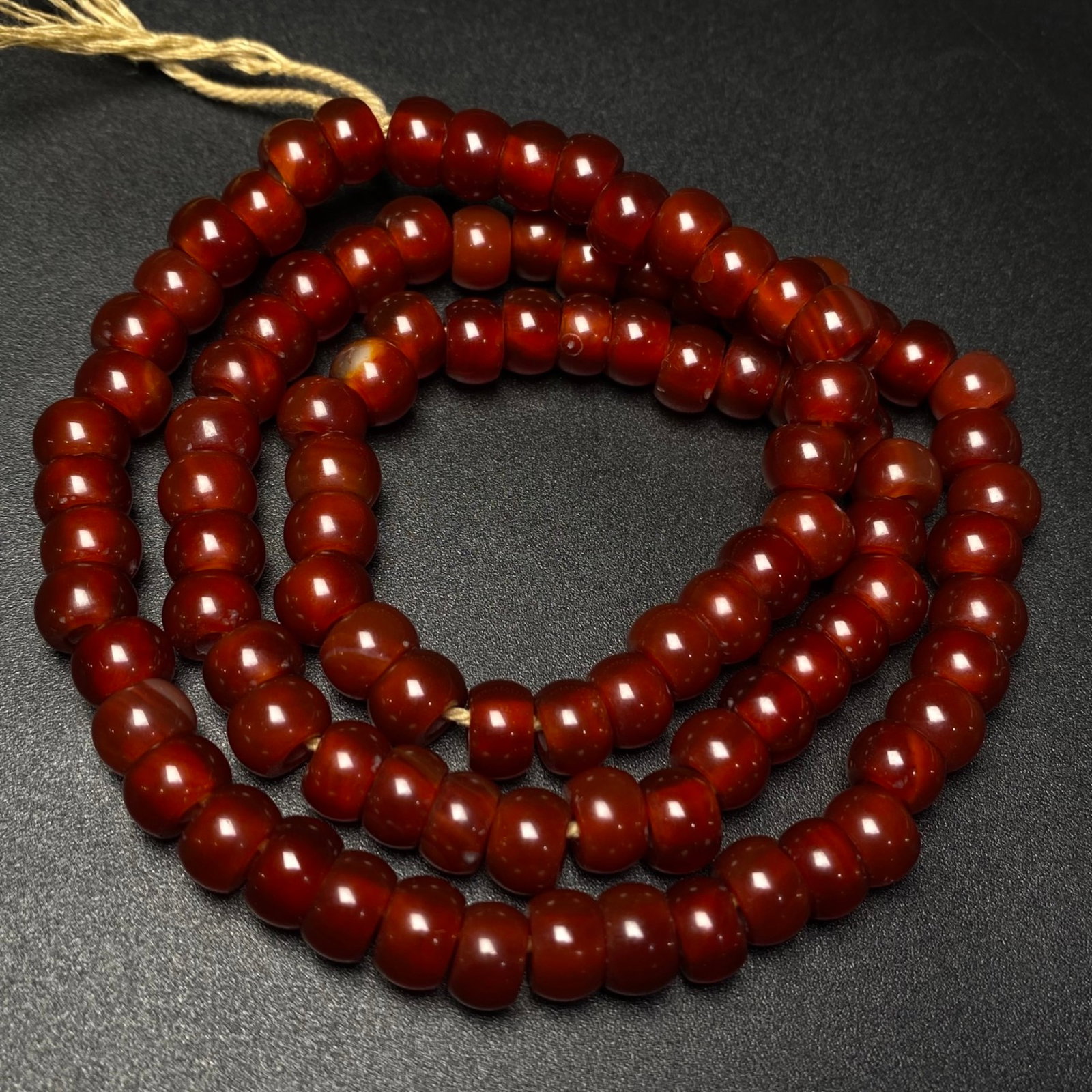 A Precious Agate Necklace - 5