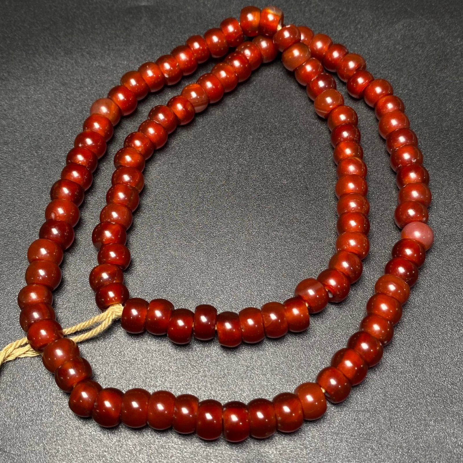 A Precious Agate Necklace - 6