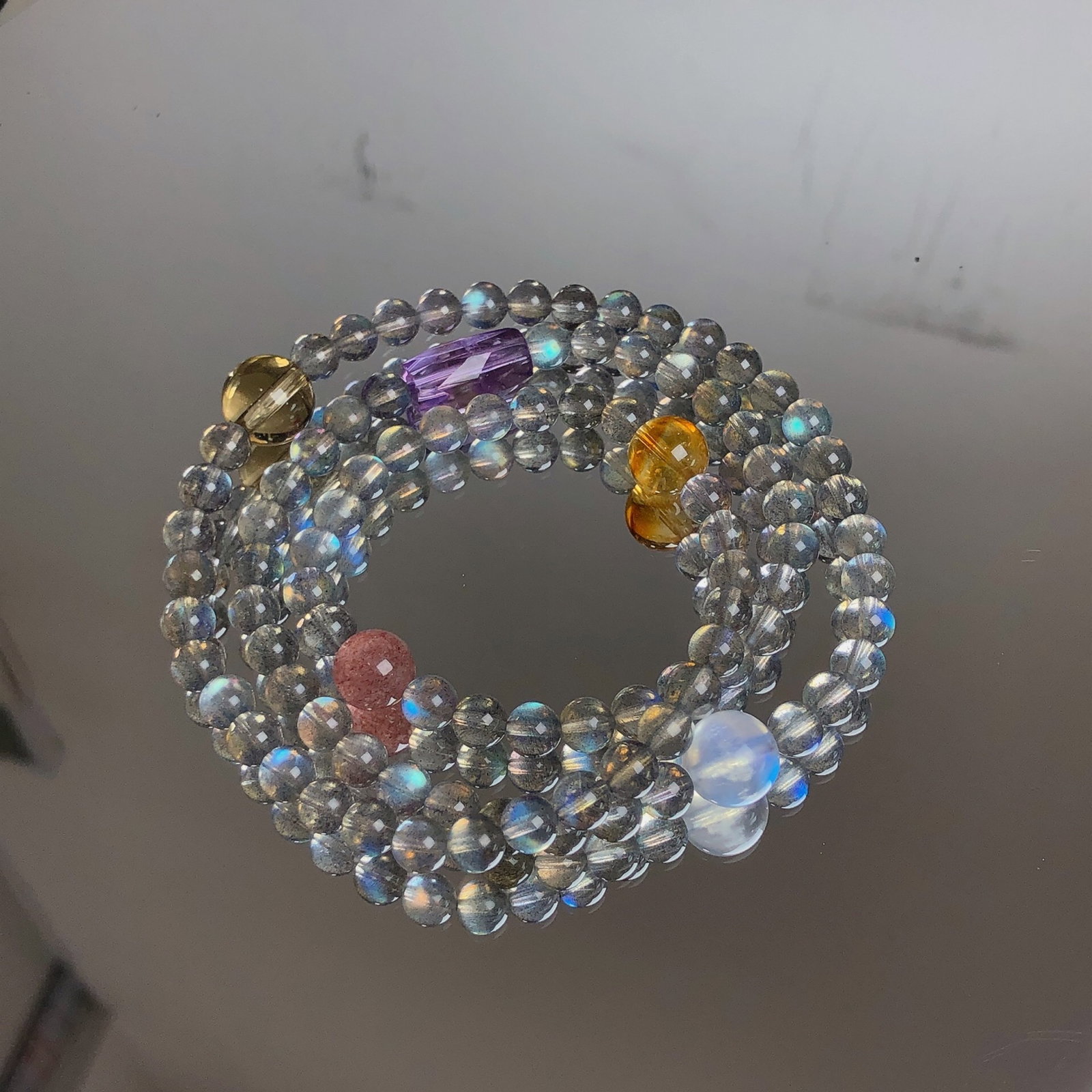 An Exquisite Crystal Bracelets - 2
